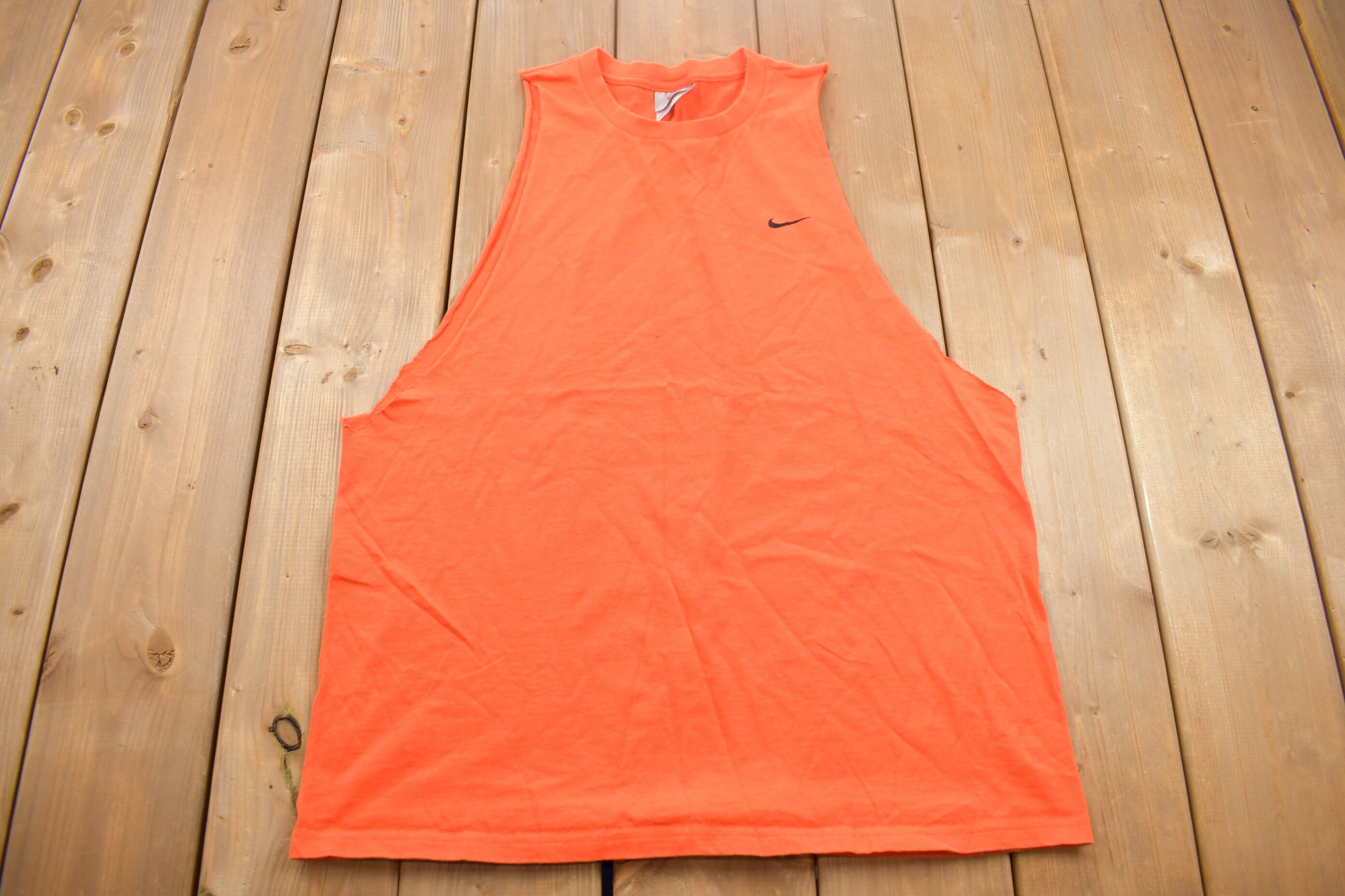 Vintage 2001 Nike Cut Off Sleeves Tank Top Mini Swoosh T Shirt