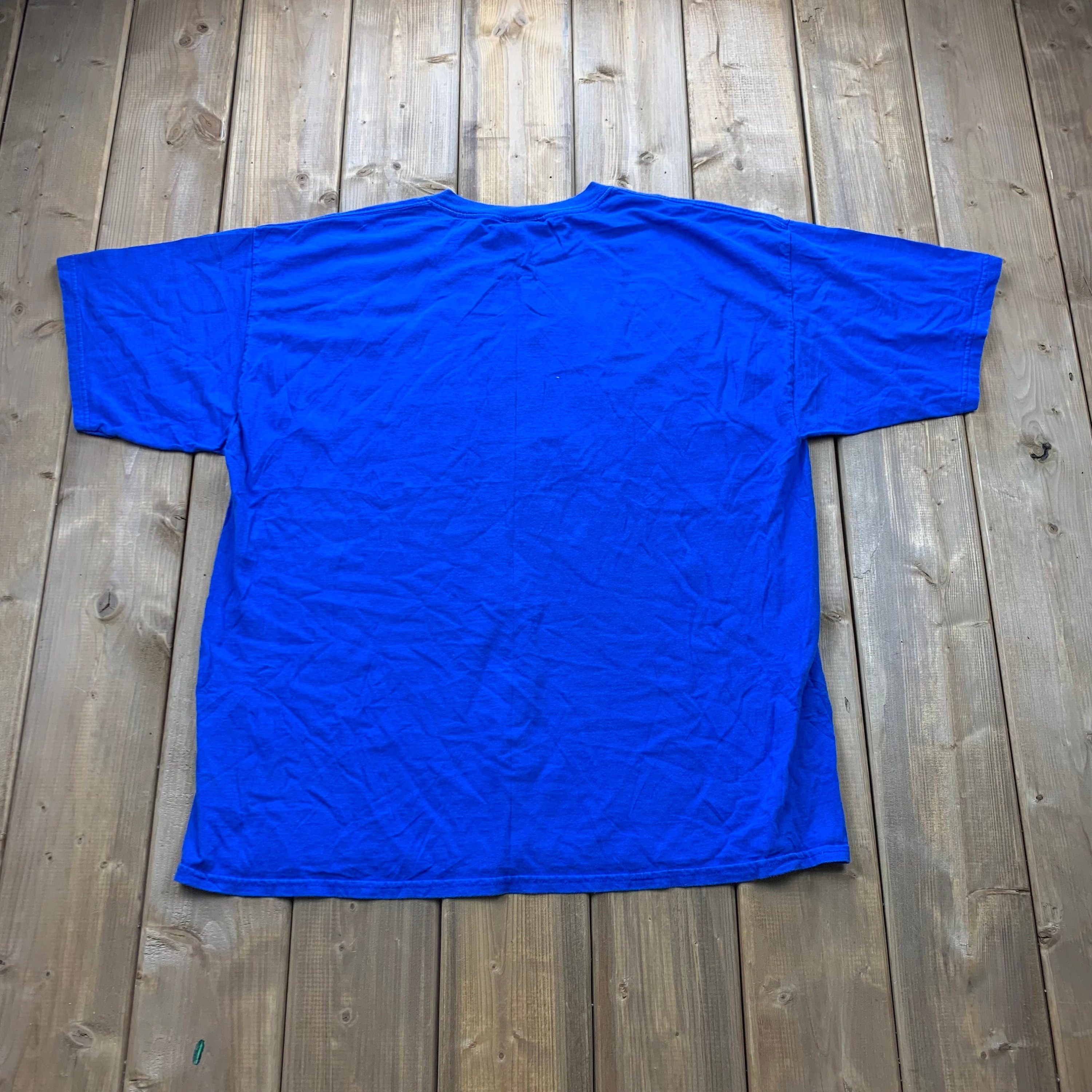 Vintage 90's Walt Disney World Mickey Mouse Embroidered Cartoon T-Shirt