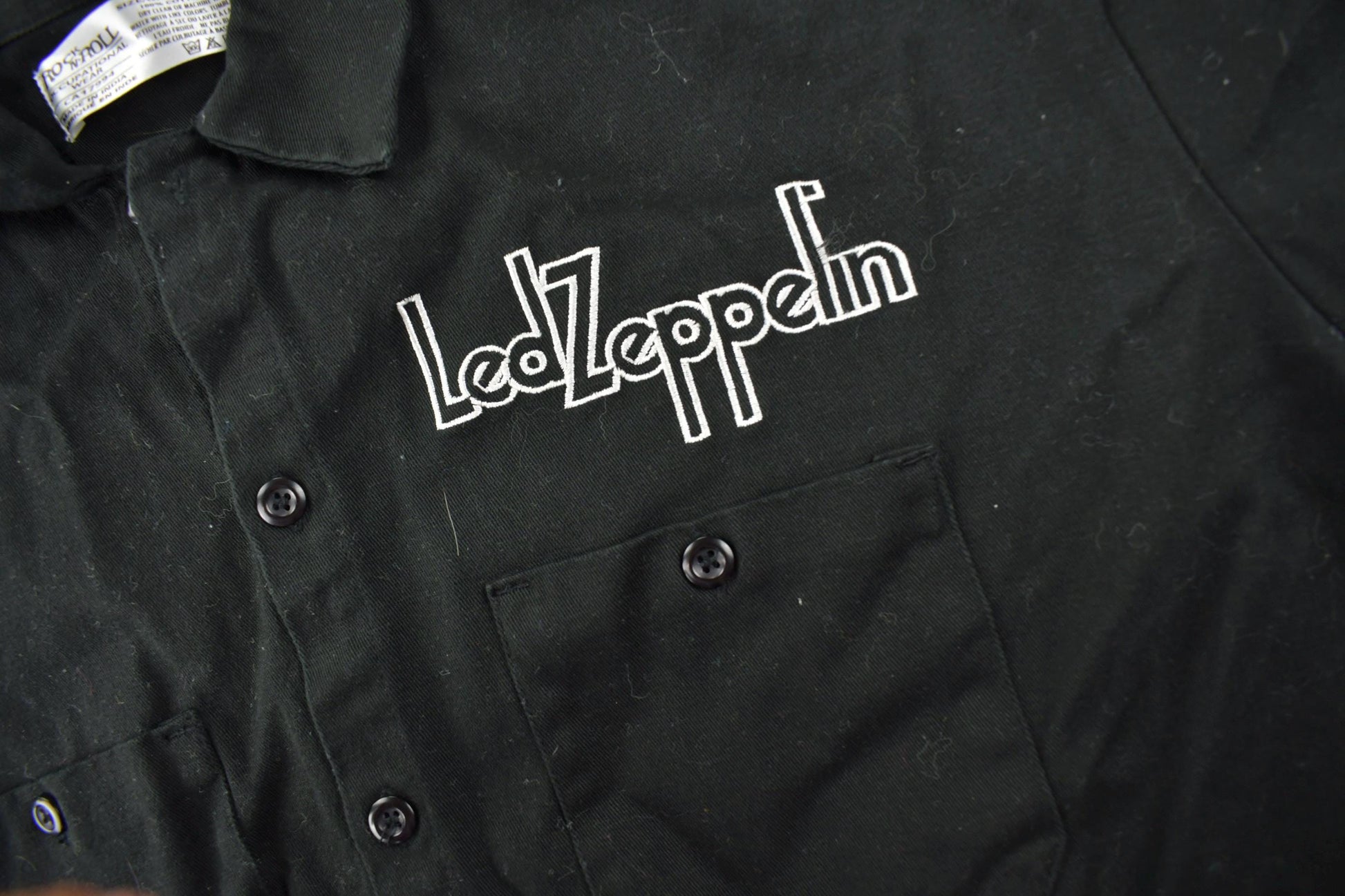 Vintage 2003 Led Zeppelin Graphic Short Sleeve Button Up Band Shirt Size XL