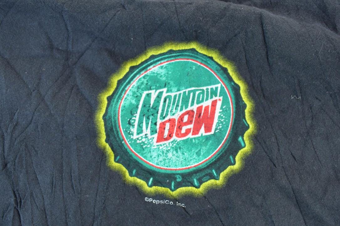 Vintage 1990s Mountain Dew Aliens Exist T-Shirt