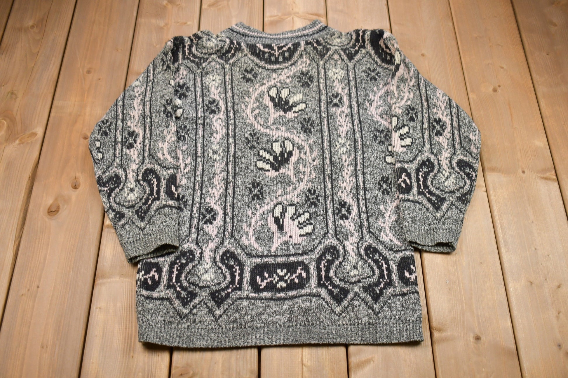 Vintage 1990s Abstract Knitted Sweater / Vintage 90s Crewneck / Pattern Sweater / Outdoor / Hand Knit / Pullover Sweatshirt