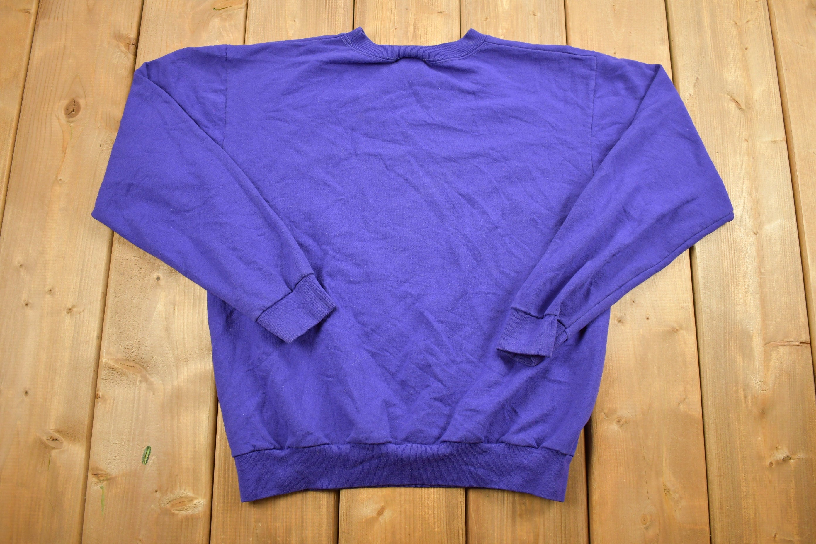 Vintage 1998 Looney Tunes Character Print Crewneck