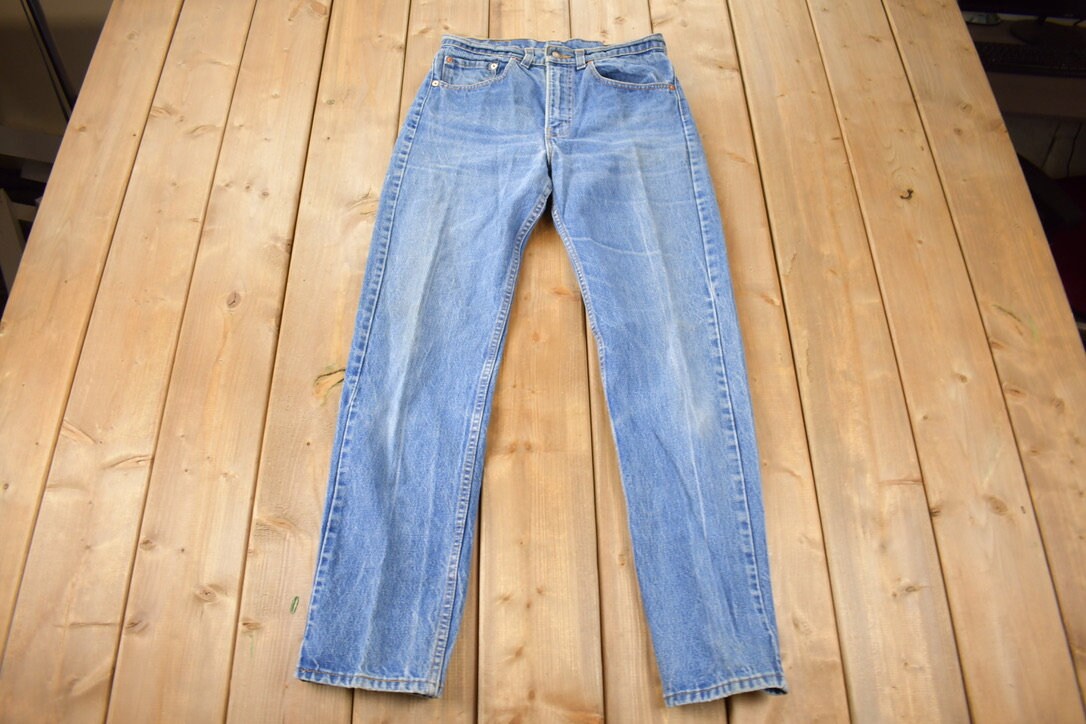 Vintage 1990s Levi's 505 Orange Tab Jeans Size 31 x 30 Made In USA