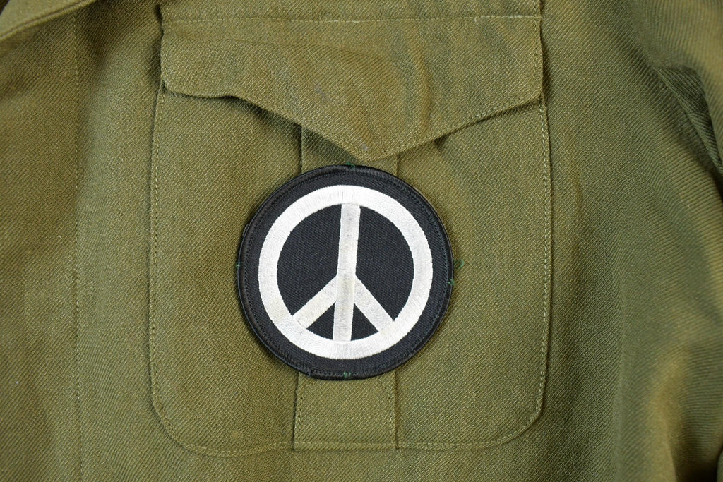 Vintage Military Jungle Expert Peace Sign Button Up Army Jacket