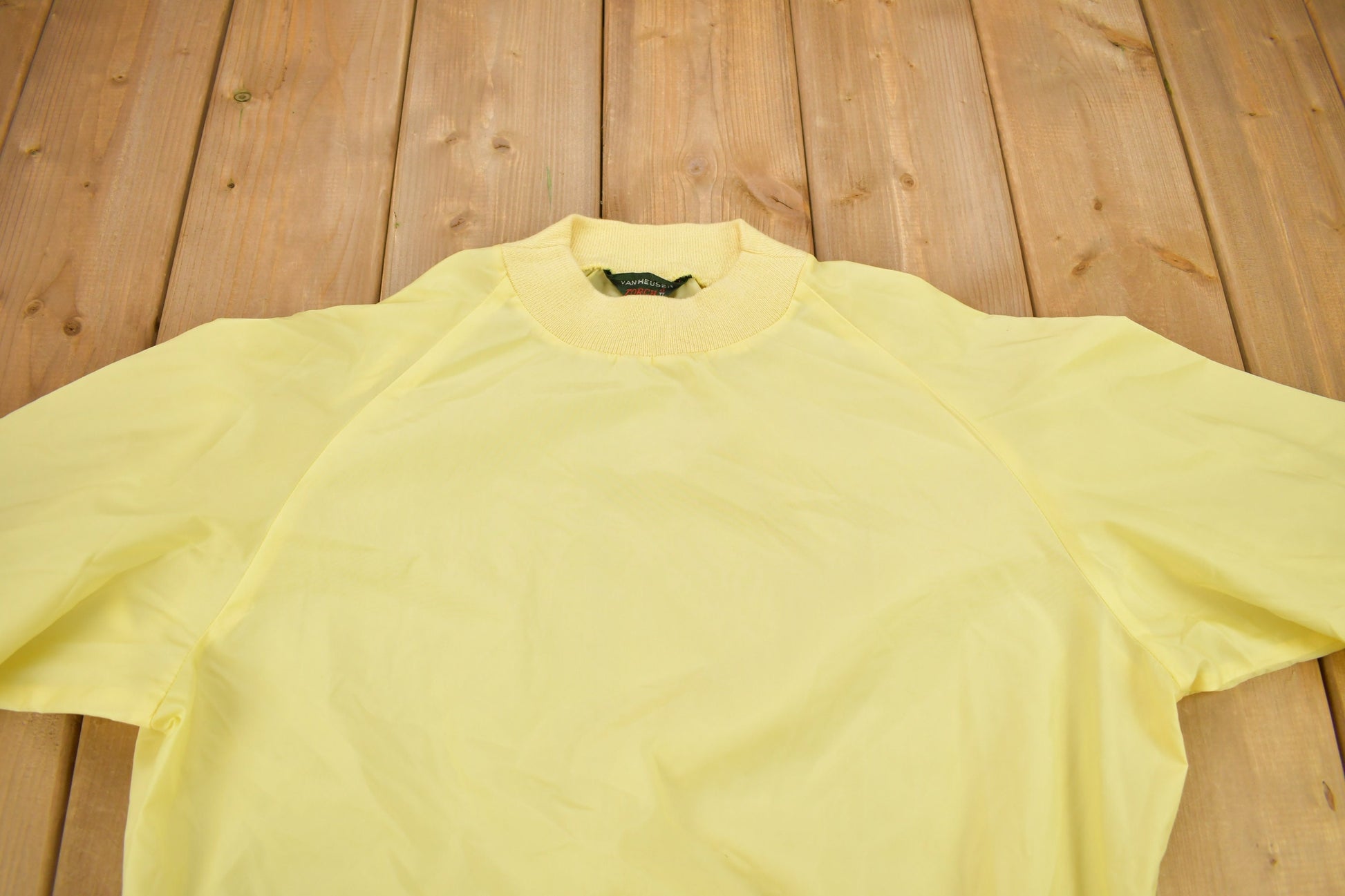 Vintage 1970s Van Heusen Torch Pullover Windbreaker Jacket