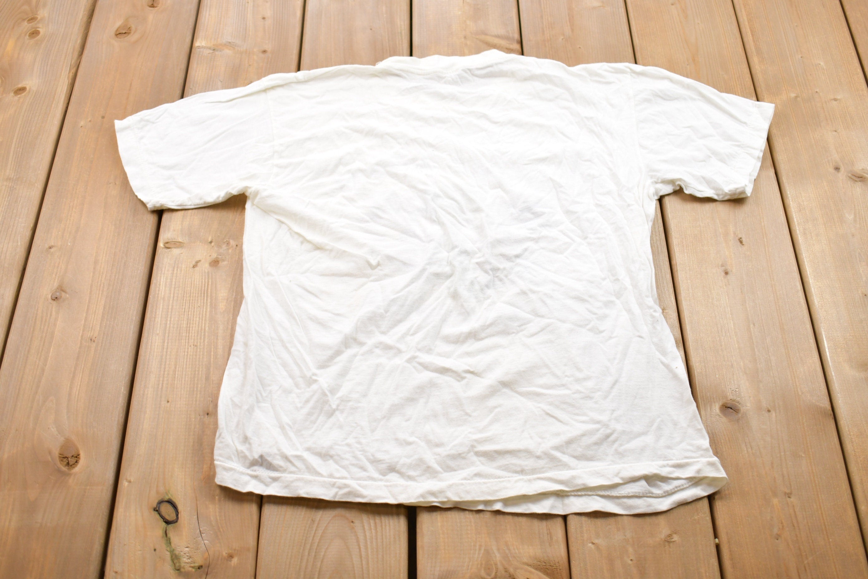 Vintage 1990s Hanging Around In Heidelberg Graphic T-Shirt