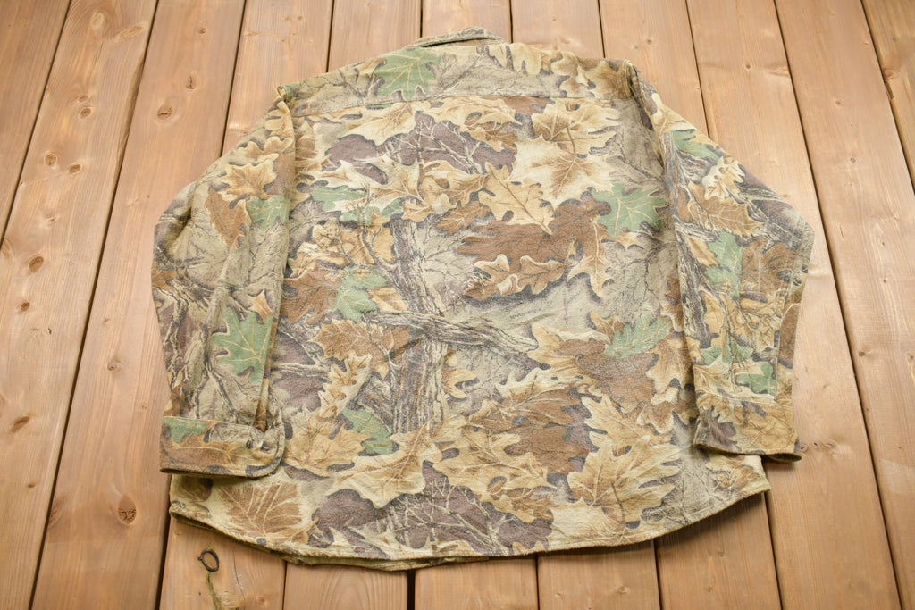 Vintage 1990s Cabela's Tree Camo Button Up Shirt