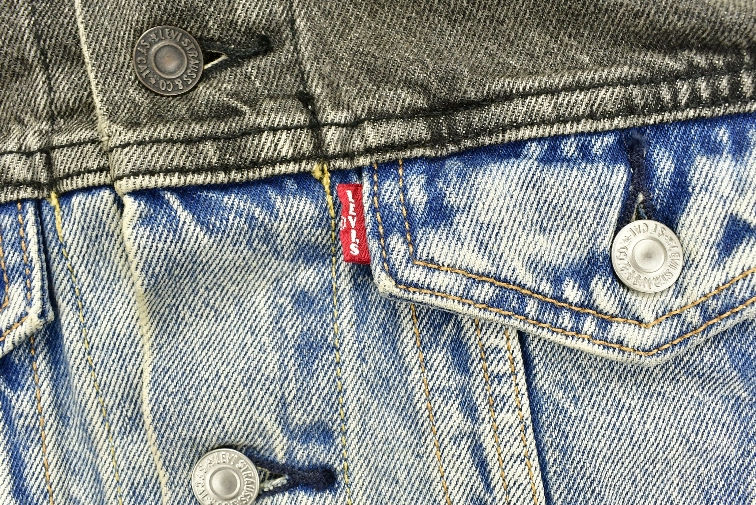 Vintage 1990s Levi's 2 Tone Patch Work Denim Jean Jacket