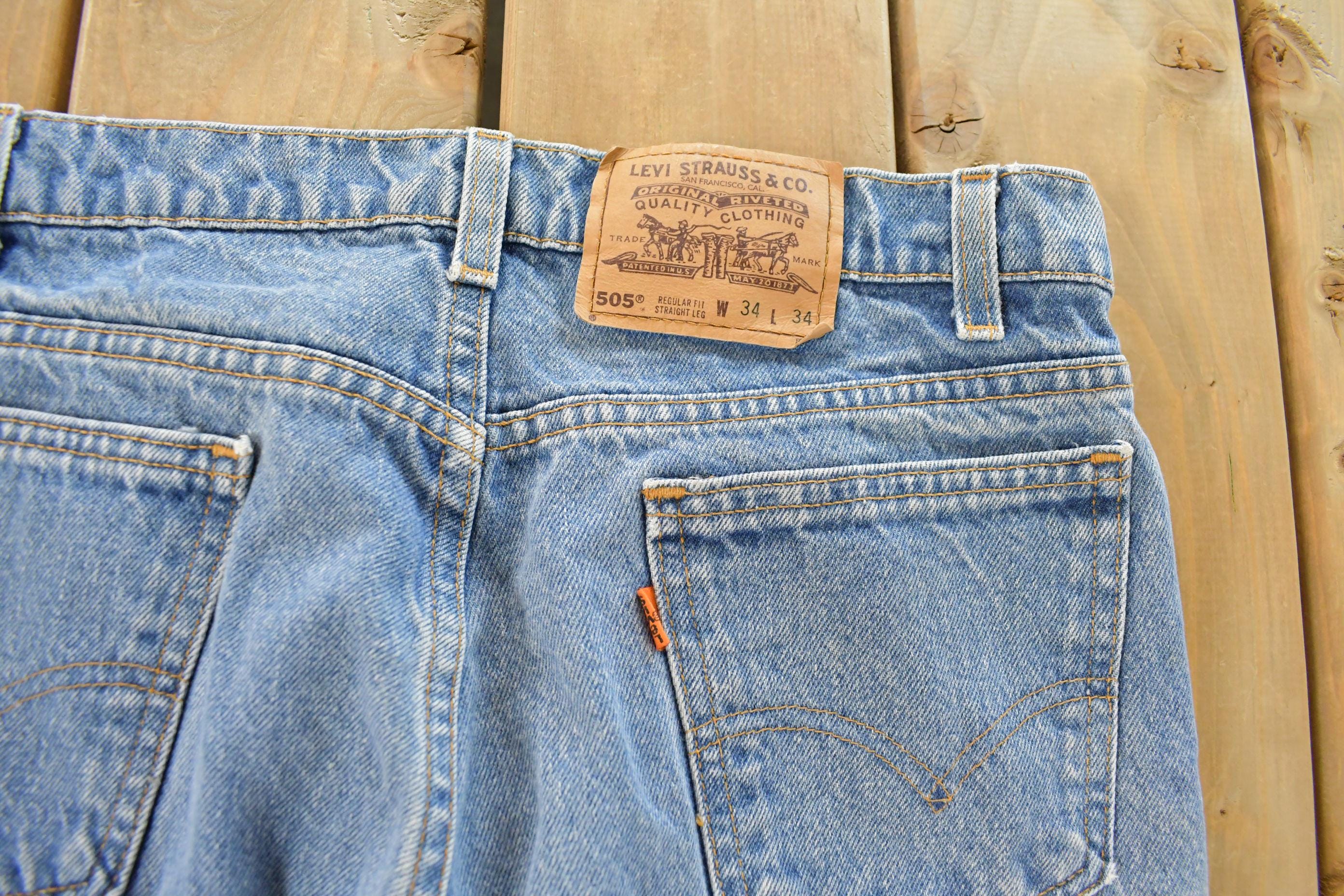 Vintage 1990s Levi's 505 Regular Straight Fit Orange Tab Denim Jeans Men's 33 x 32