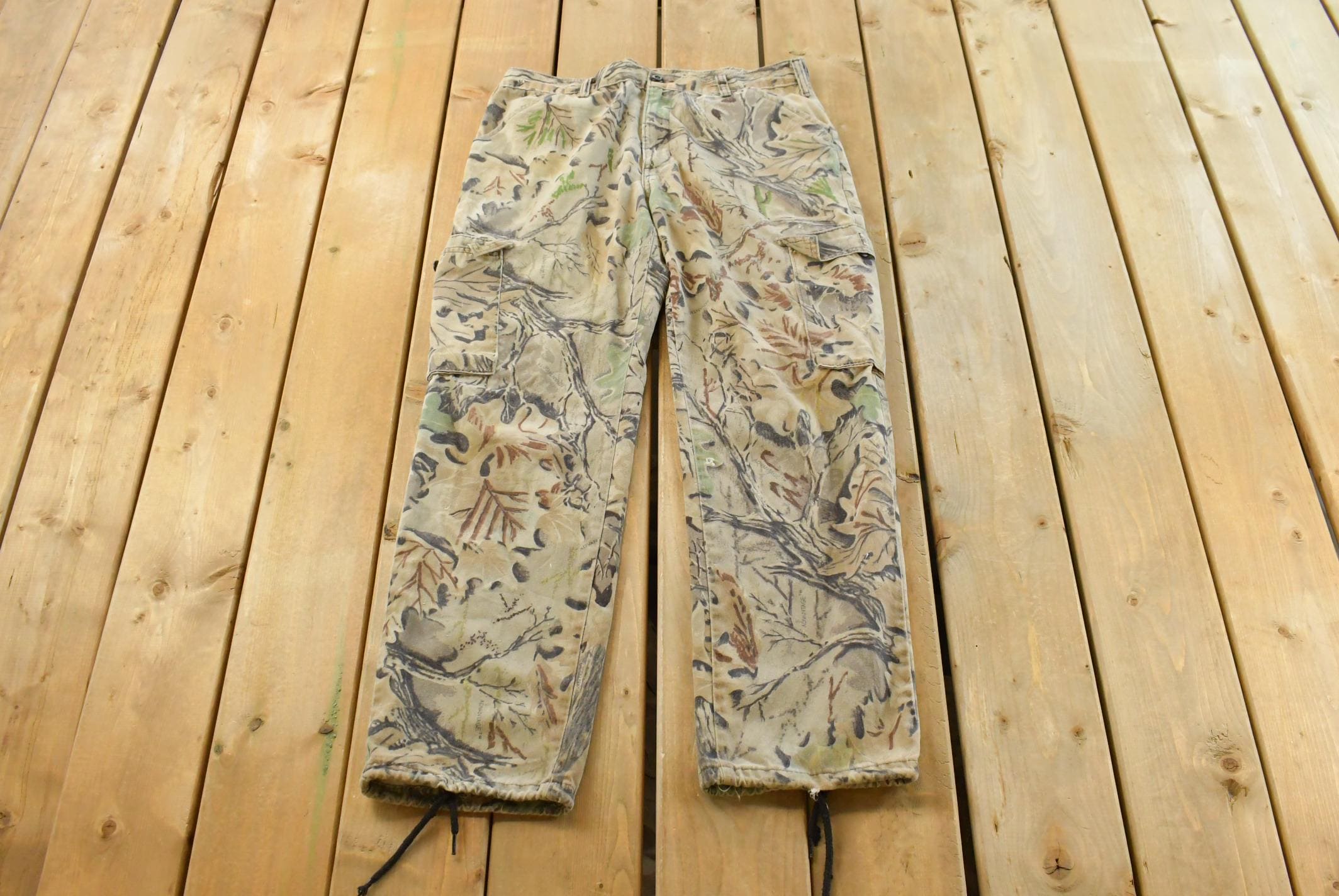 Vintage 1990s Liberty Advantage Realtree Camo Cargo Hunting Pants Size 34 x 30