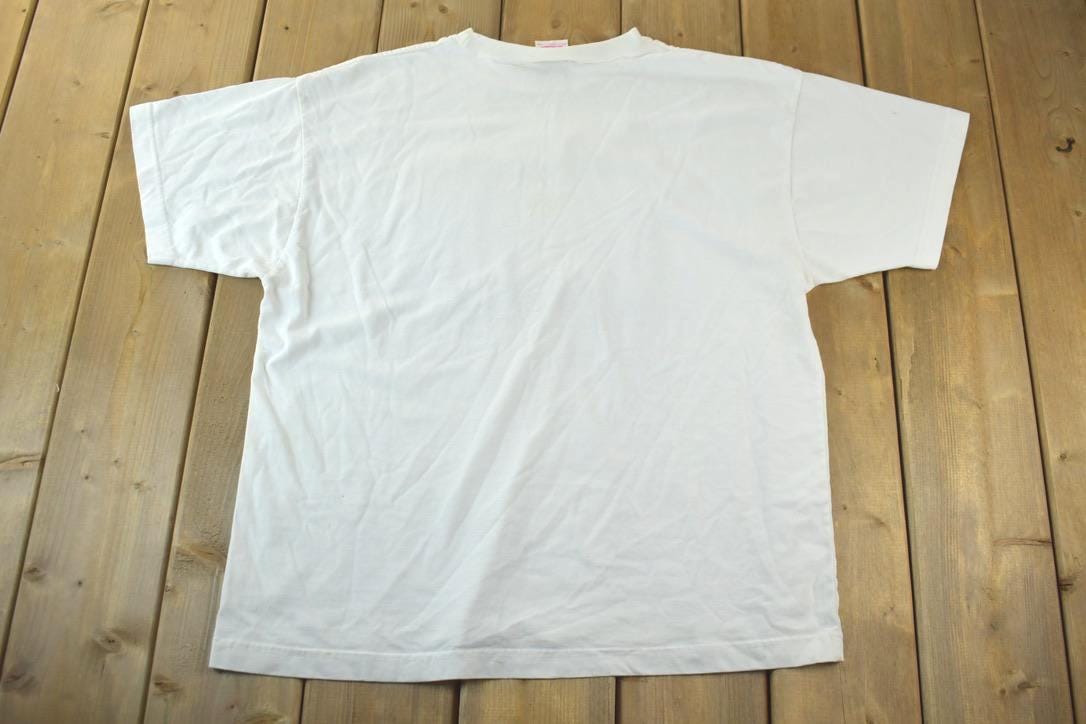 Vintage 1990s House Porch With Flowers Graphic T-Shirt