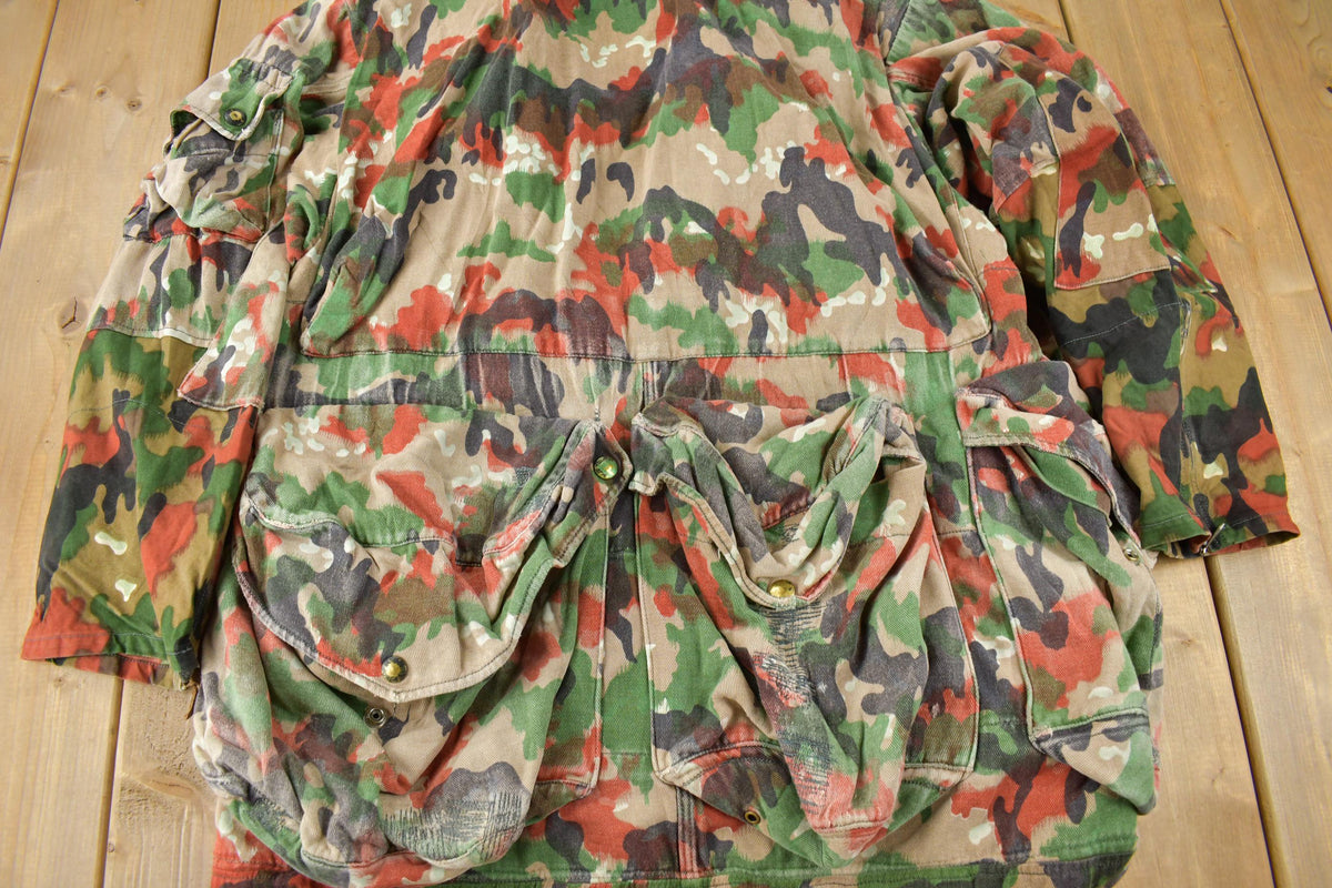 Vintage 1990s Swiss Military Alpenflage Camo Hooded Jacket