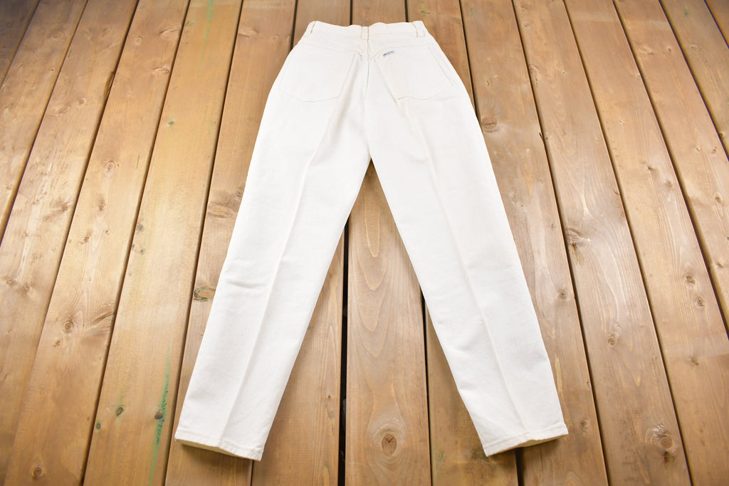 Vintage 1990's Sasson White Jeans 24 x 28