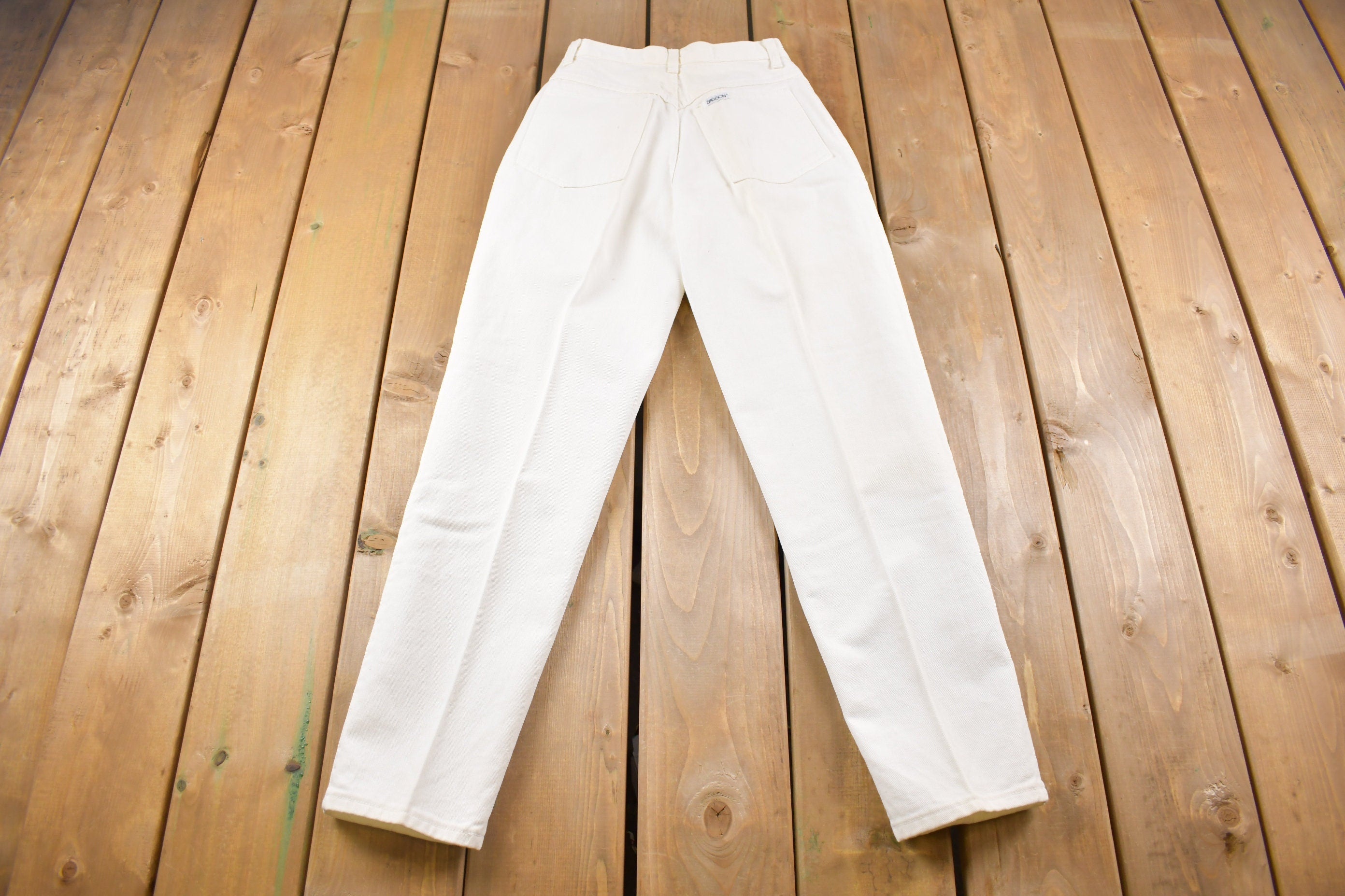 Vintage 1990's Sasson White Jeans 24 x 28