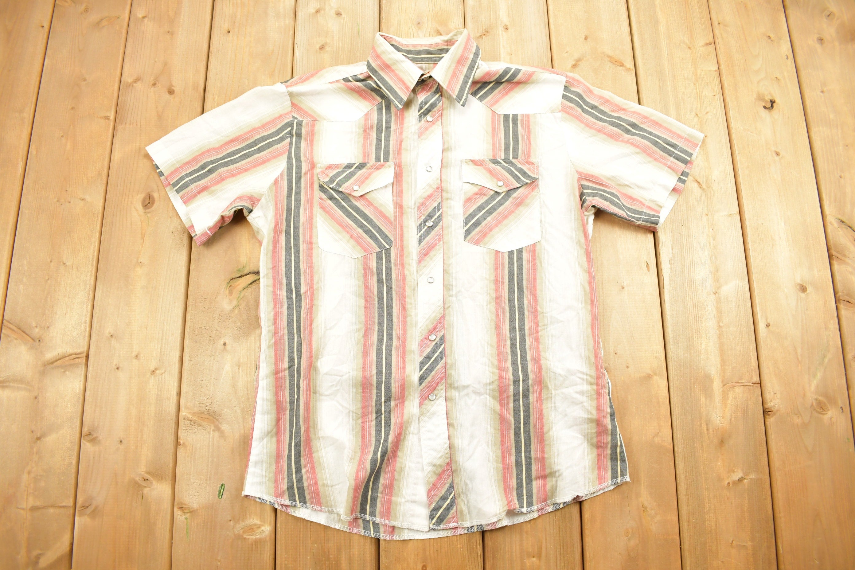 Vintage 1990s Wrangler Western Button Up Shirt