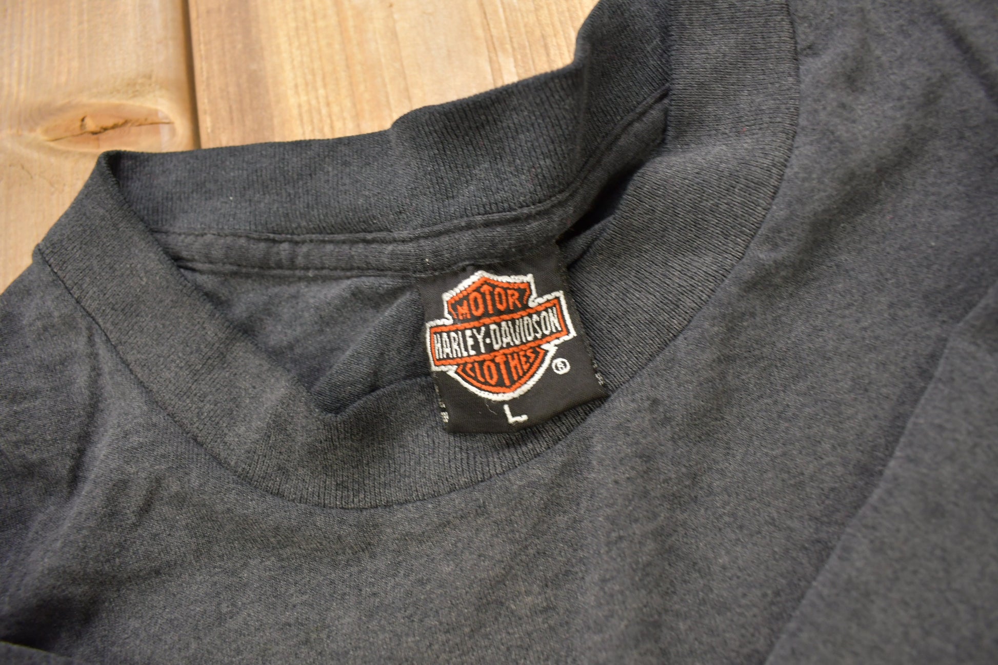 Vintage 1992 Harley Davidson Wolf Graphic 3D Emblem T-Shirt