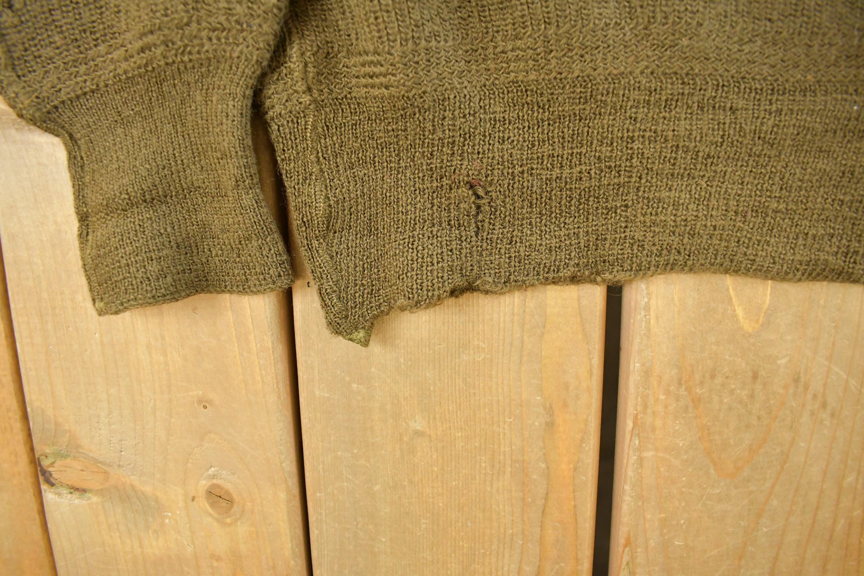Vintage 1980s Military Wool Olive Henley Knit Sweater Men's Medium