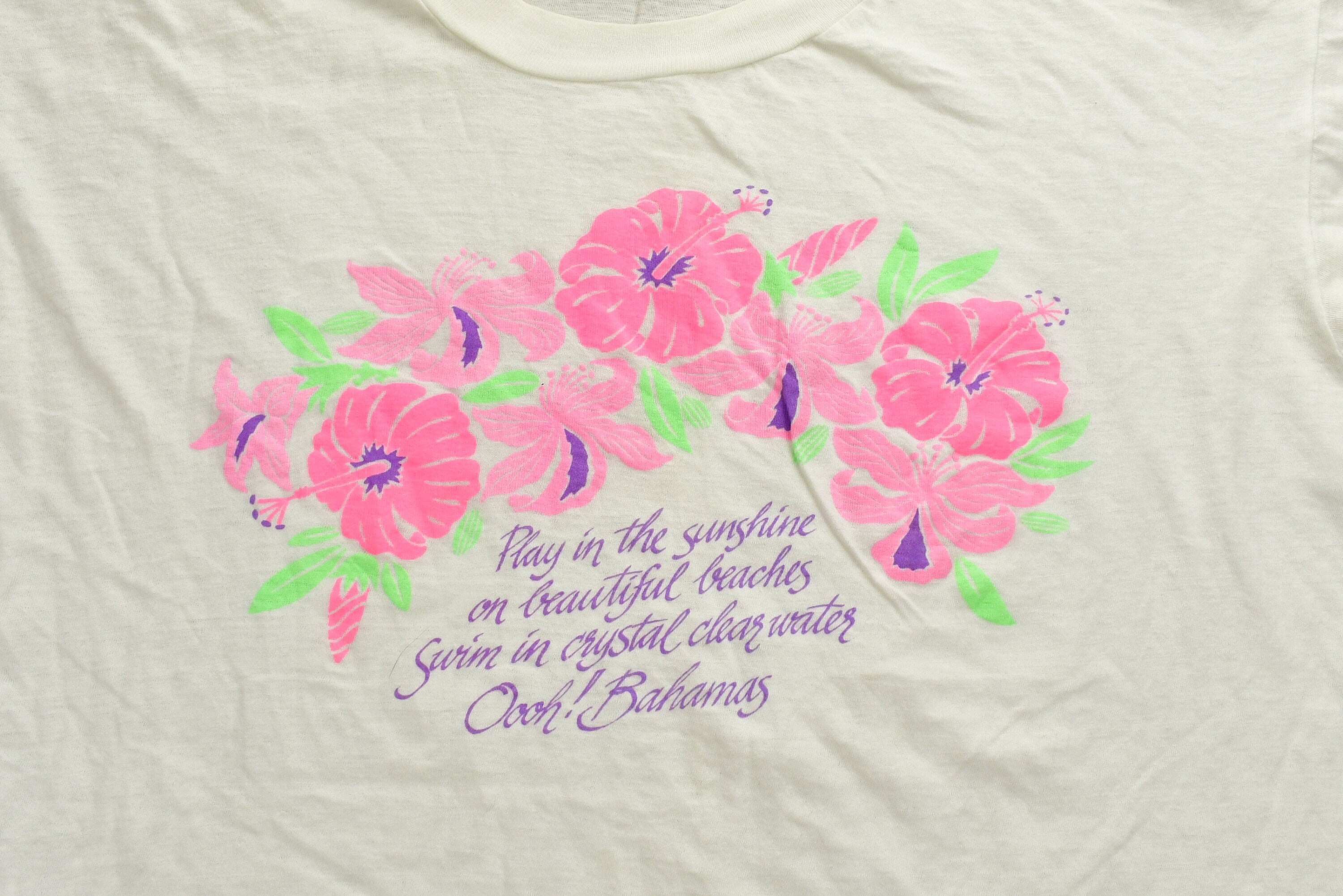 Vintage 1990s Bahamas Floral Graphic T-Shirt