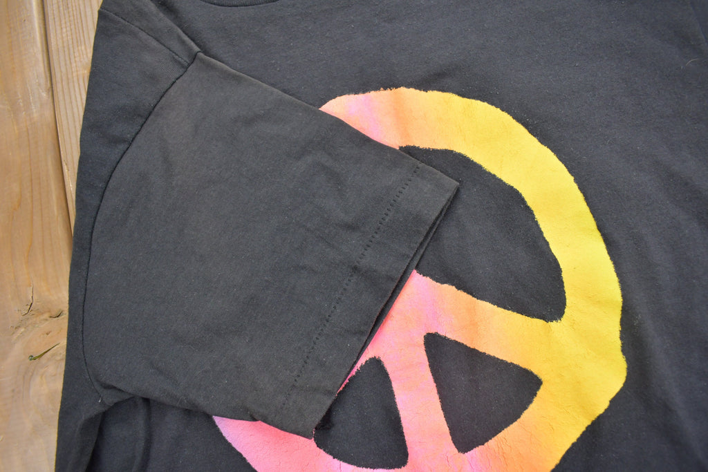 Vintage 1980s Peace Logo Graphic T Shirt