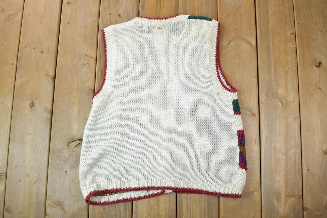 Vintage 1990s Huntington Ridge Hand Knit Crewneck Button Up Sweater Vest