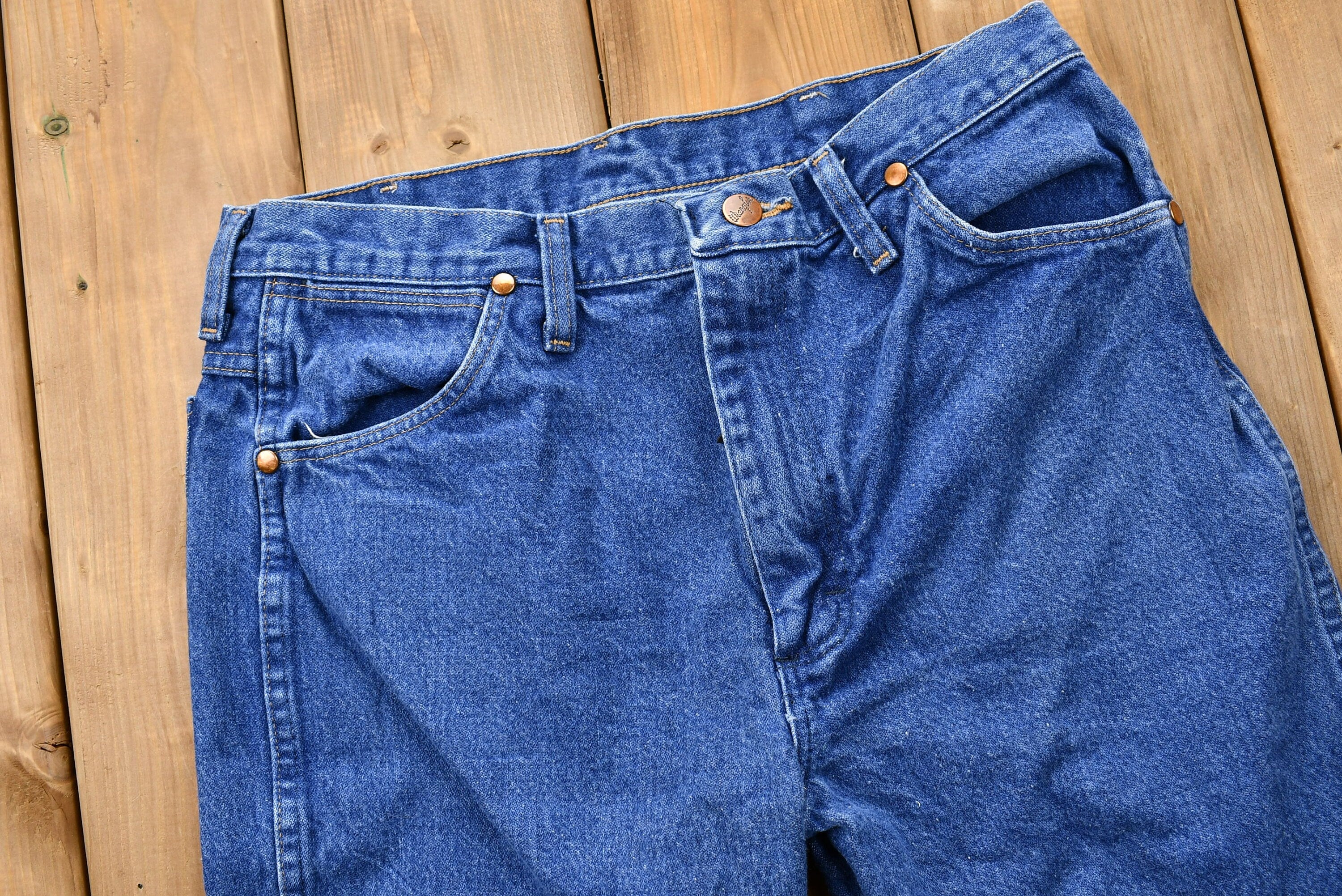 Vintage 1990s Wrangler Mid-Wash Bootcut Jeans
