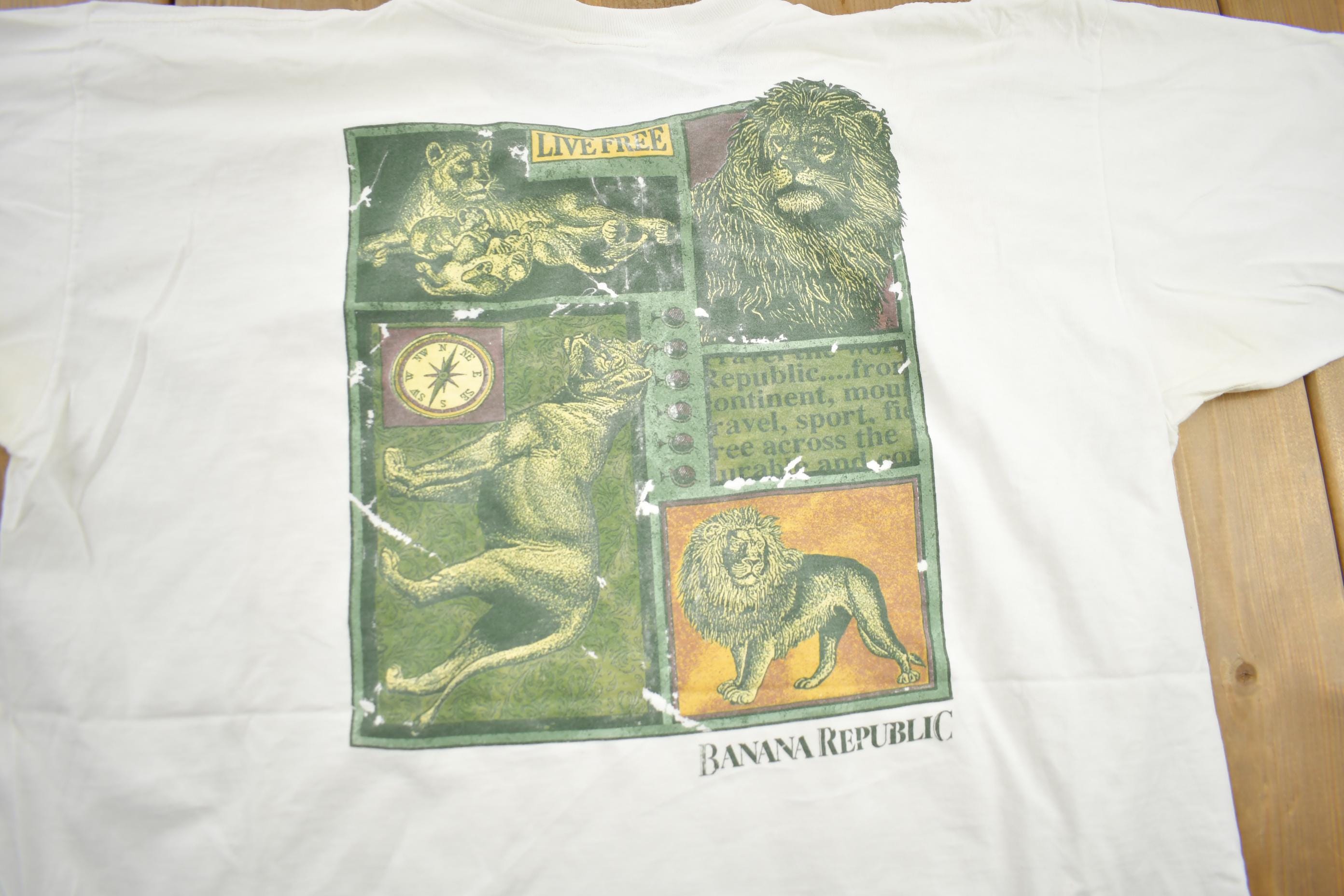 Vintage 1990s Banana Republic Safari Travel Graphic T-Shirt