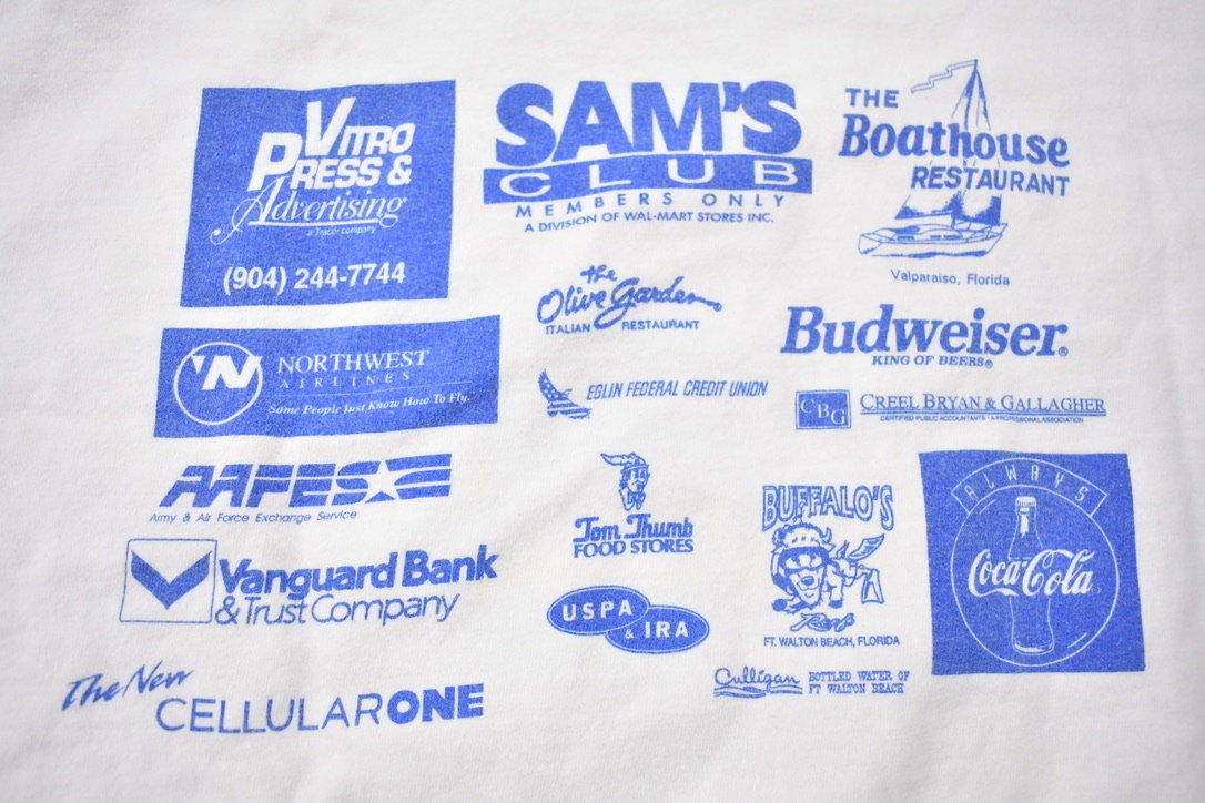 Vintage 1995 Memorial Day Gate to Gate Jet Graphic T-Shirt