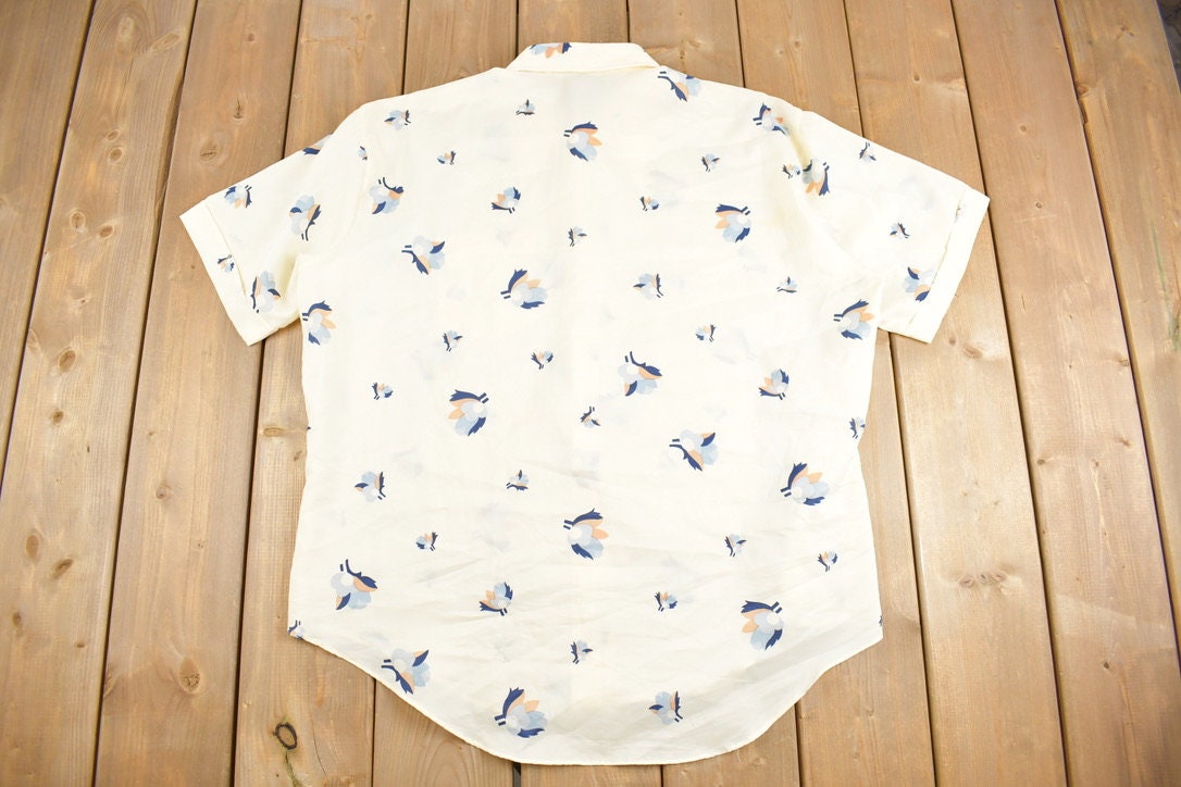 Vintage 1980s Envoy Floral Short Sleeve Button Up Shirt