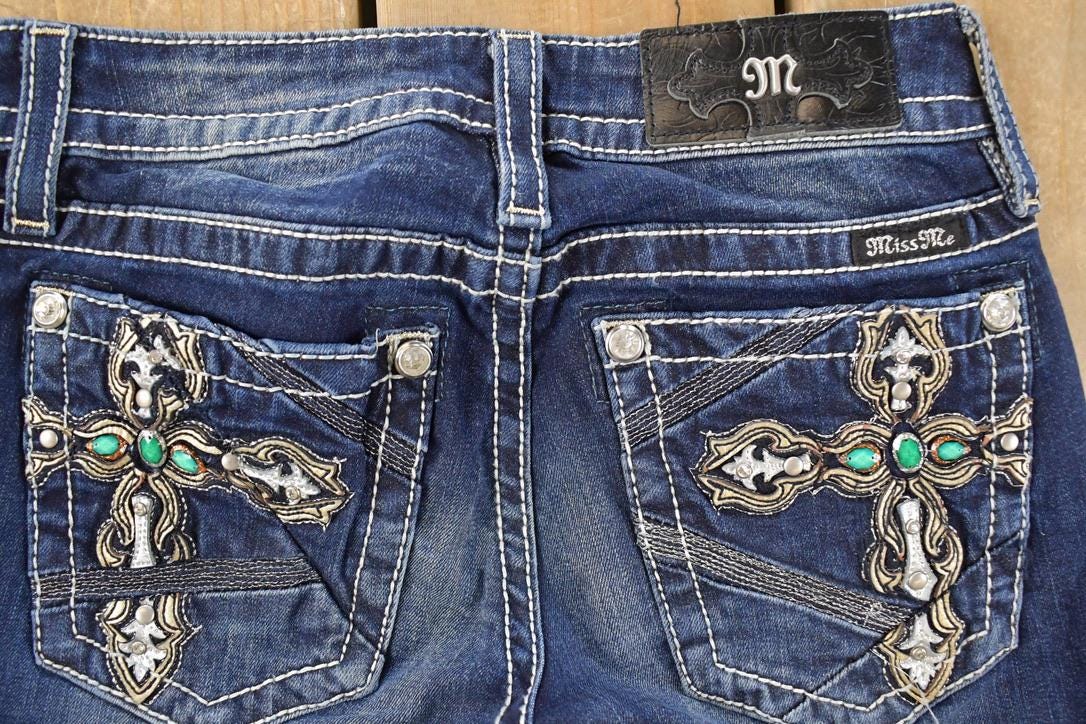 Vintage Deadstock Y2K Miss Me Bedazzled Low Rise Jeans Women's Size 26x31