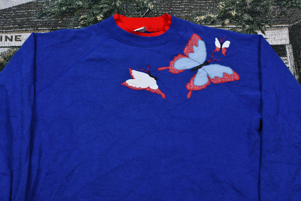 Vintage 1980s Embroidered Butterfly Lee Raglan Crewneck