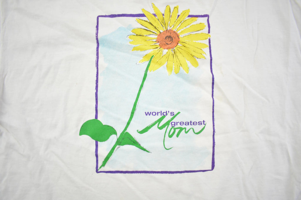 Vintage 1990s World Greatest Mom Sun Flower T Shirt