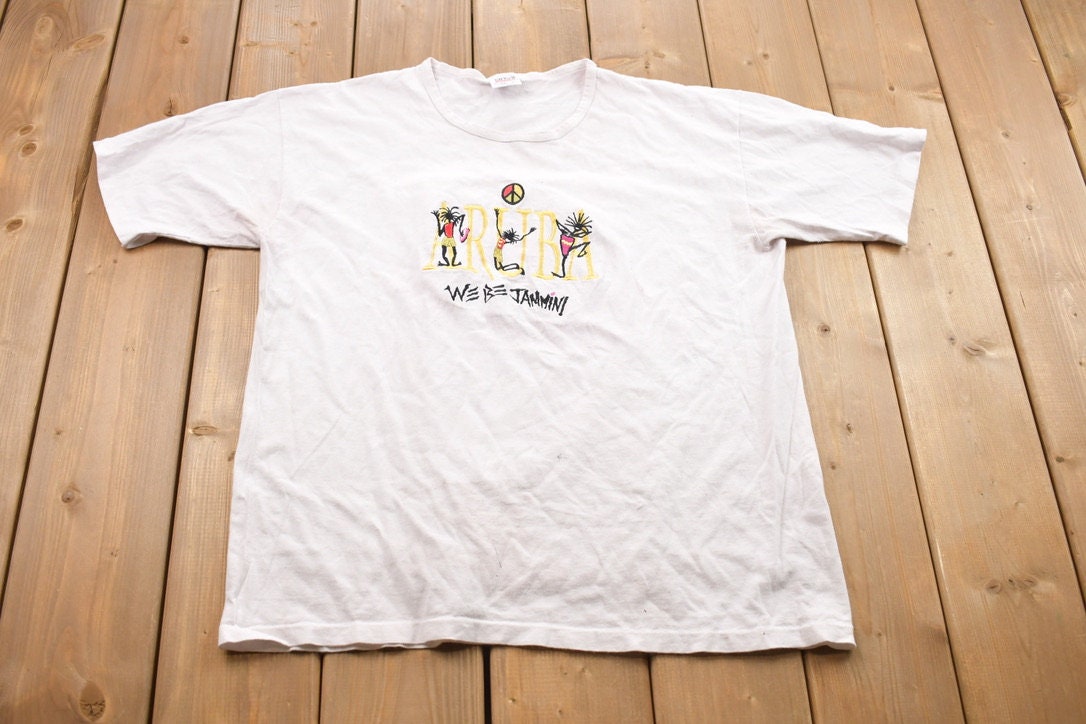 Vintage 1990s Embroidered Aruba We Be Jamin! Pace Sign Souvenir T Shirt