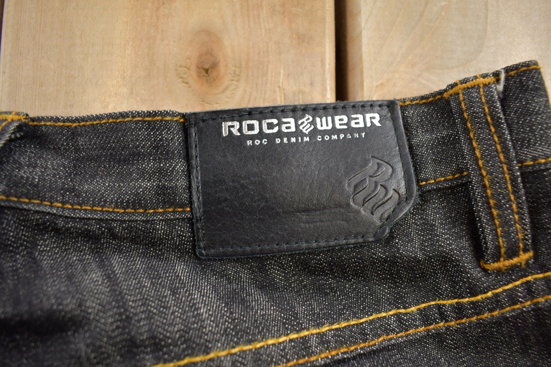 Vintage 2000's ROCA WEAR Pants Size 34x32