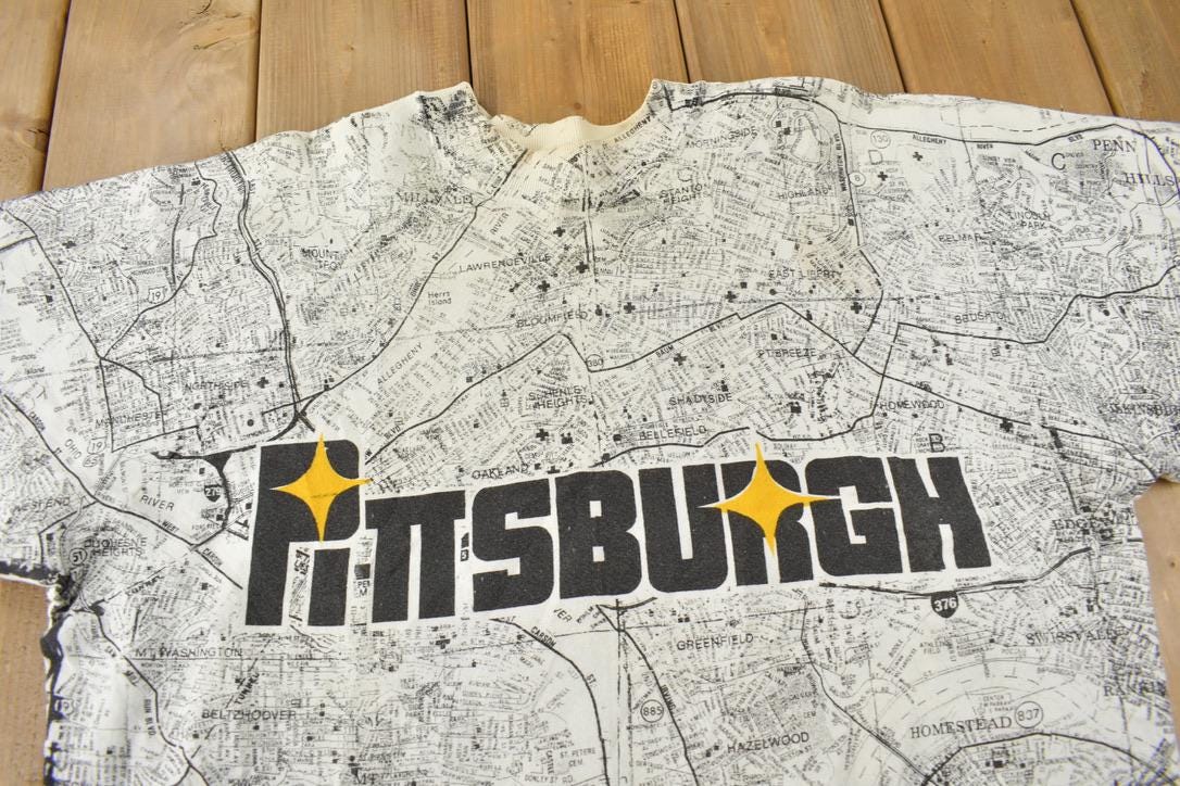 Vintage 1990s Pittsburgh All Over Print Map Graphic Souvenir Travel Crewneck Sweatshirt