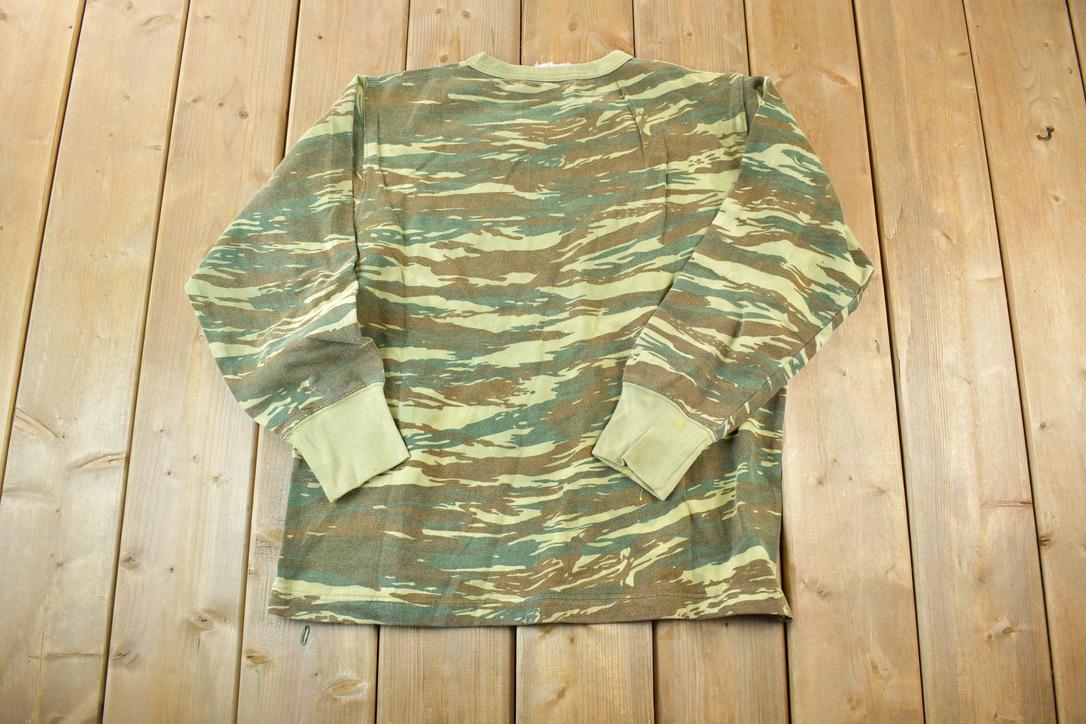 Vintage 1990s Camo Souvenir Crewneck Sweatshirt Made In USA