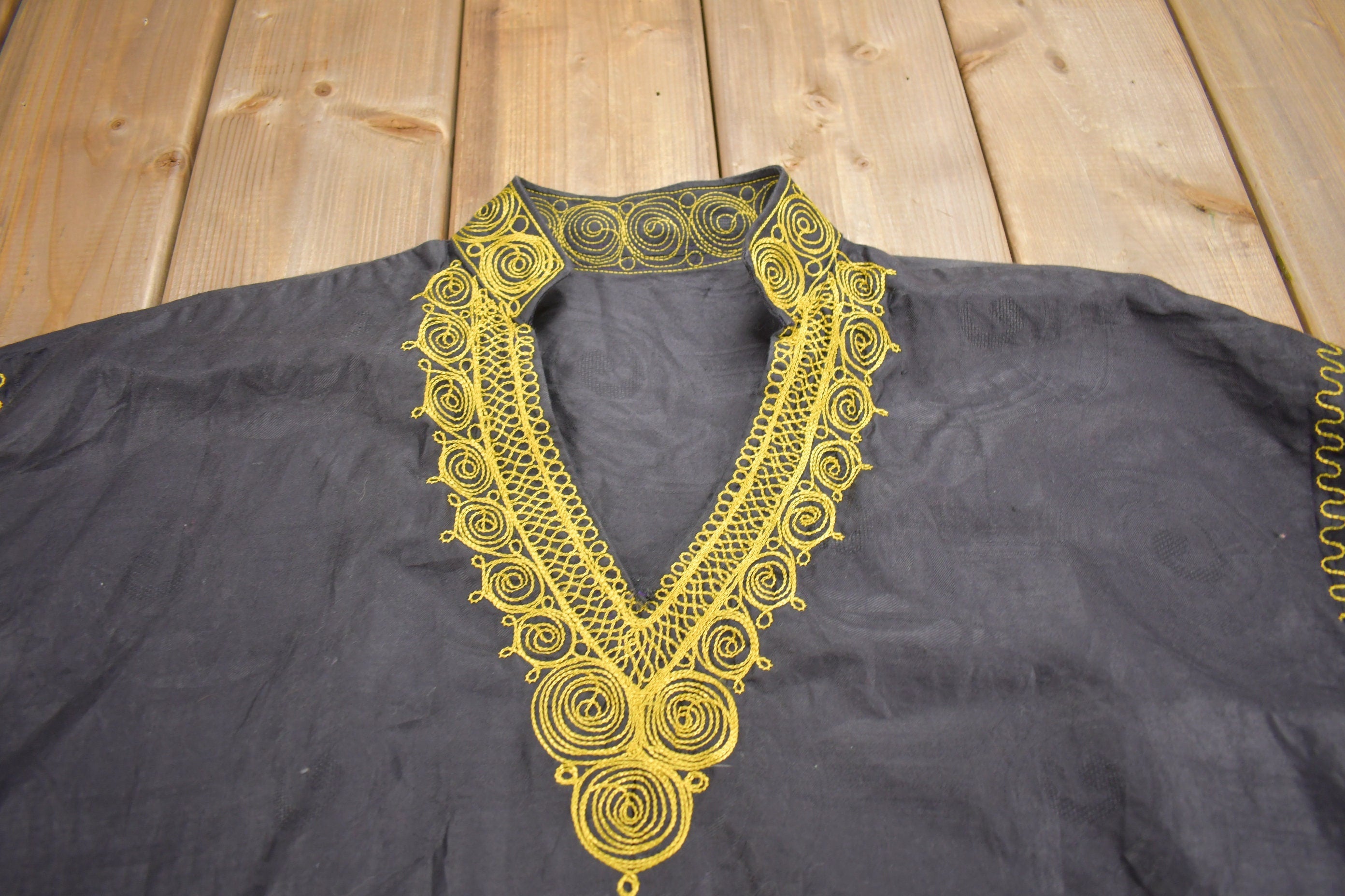 Vintage 1990s Traditional Indian Garment Shirt