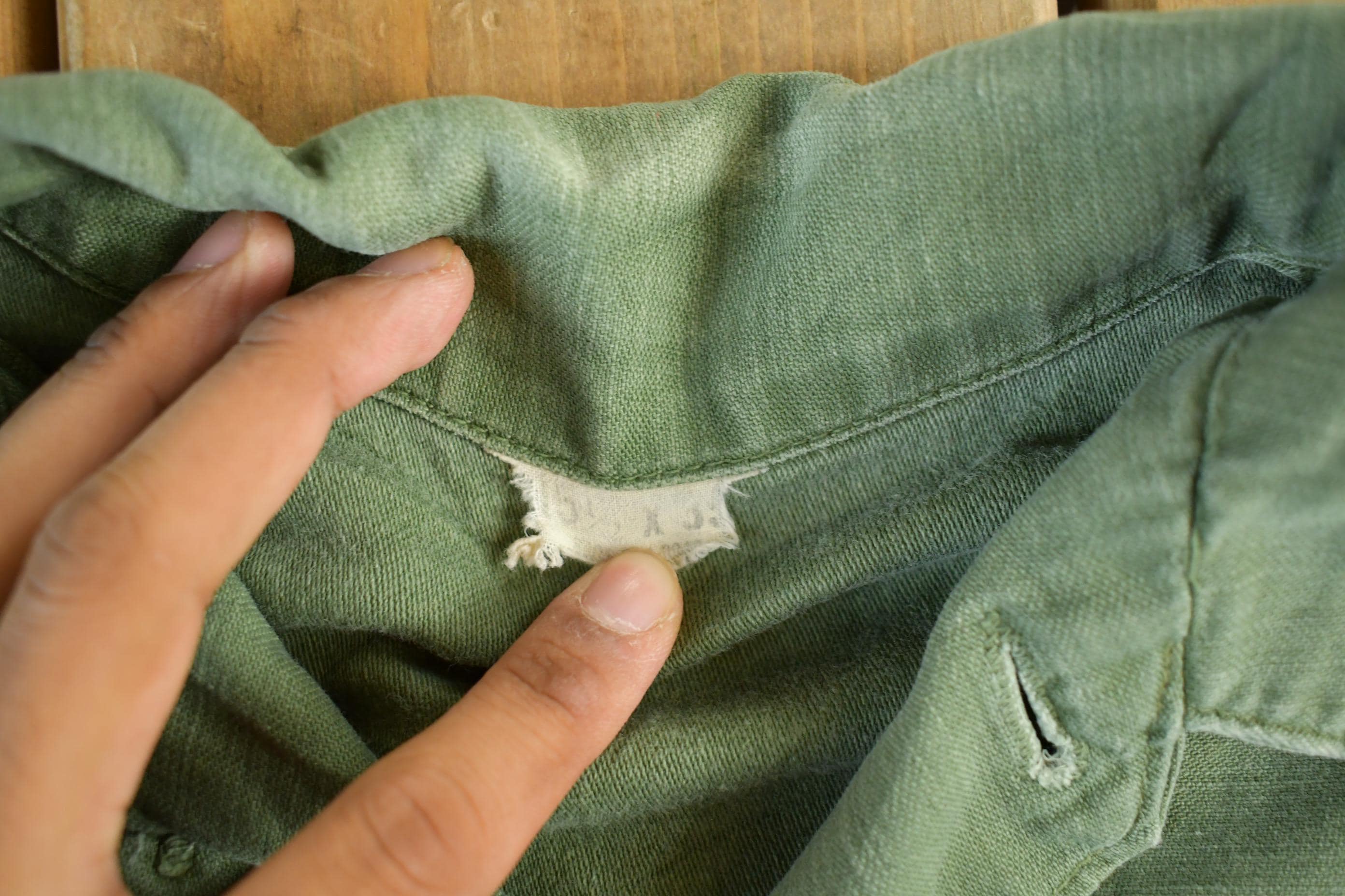 Vintage 1960s OG-107 Military Sateen Shirt Men's M-L