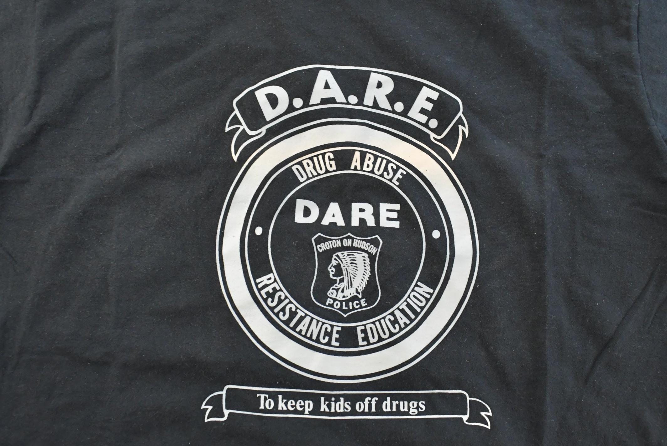 Vintage 1900s Dare to Resist Drugs And Violence Souvenir T-Shirt Men's L