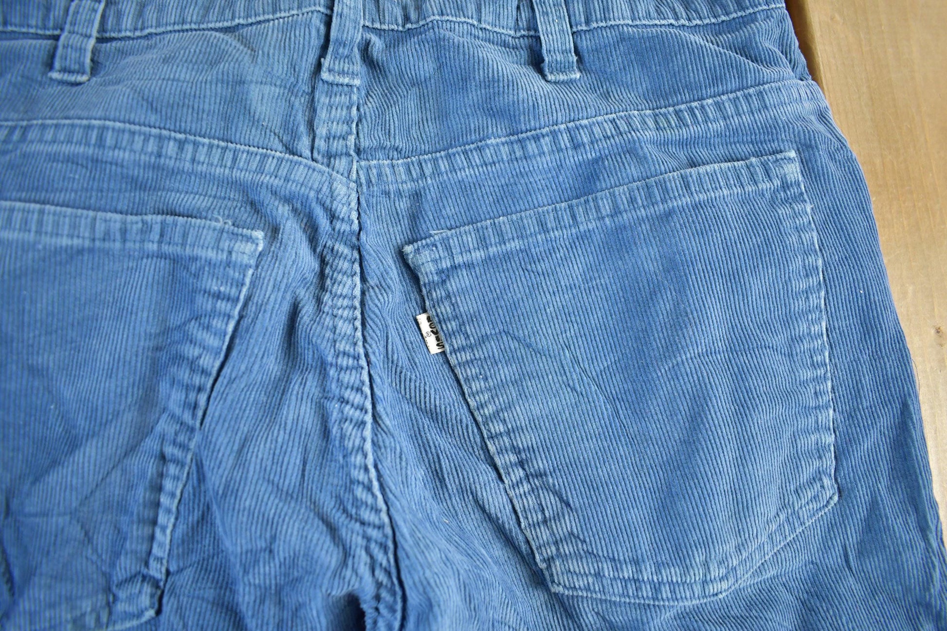 Vintage 1970s Levi's Bell Bottom Corduroy Flare Pants Size 31 x 30