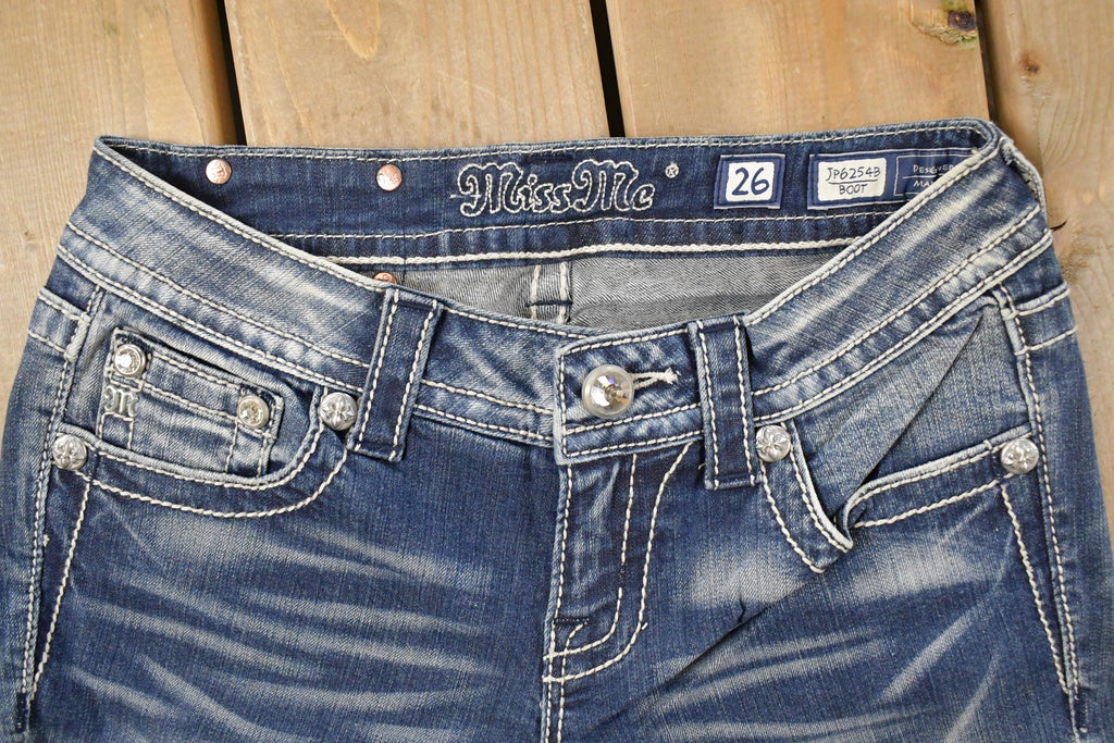 Vintage Deadstock Y2K Miss Me Bedazzled Low Rise Jeans Women's Size 26x31 / Boot Cut Jeans / 2000's Embroidered Contrast Stitched Denim