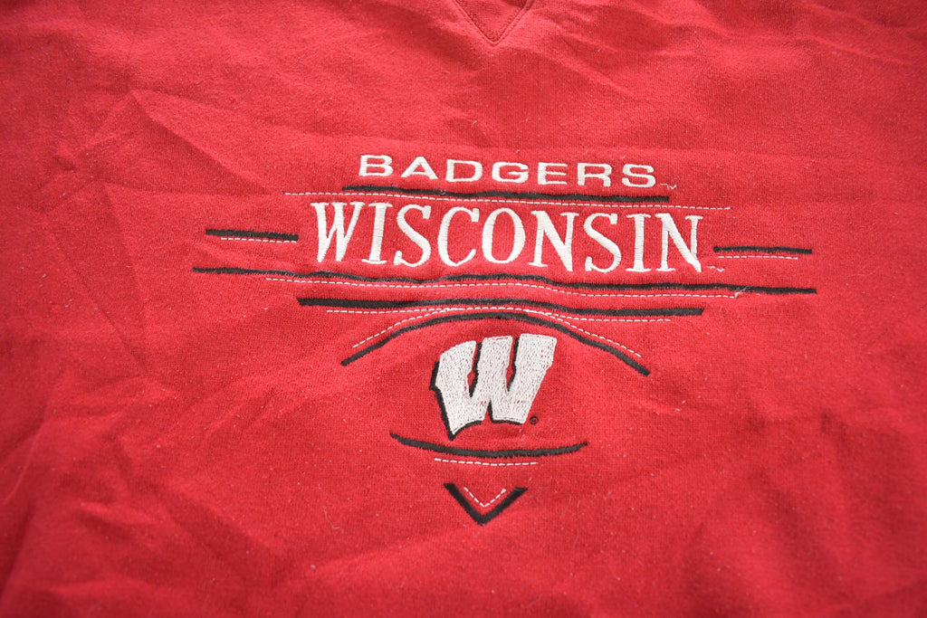Vintage 1990s University Of Wisconsin Badgers Embroidered Crewneck
