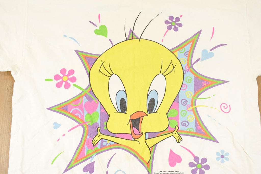 Vintage 1997 Warner Bros Tweety Bird Souvenir Travel T-Shirt Women's XL