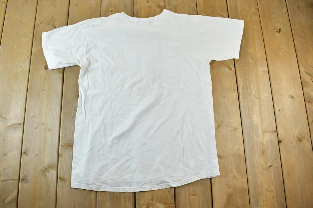 Vintage 1990 France Northside High Souvenir Single Stitch Graphic Print T-Shirt