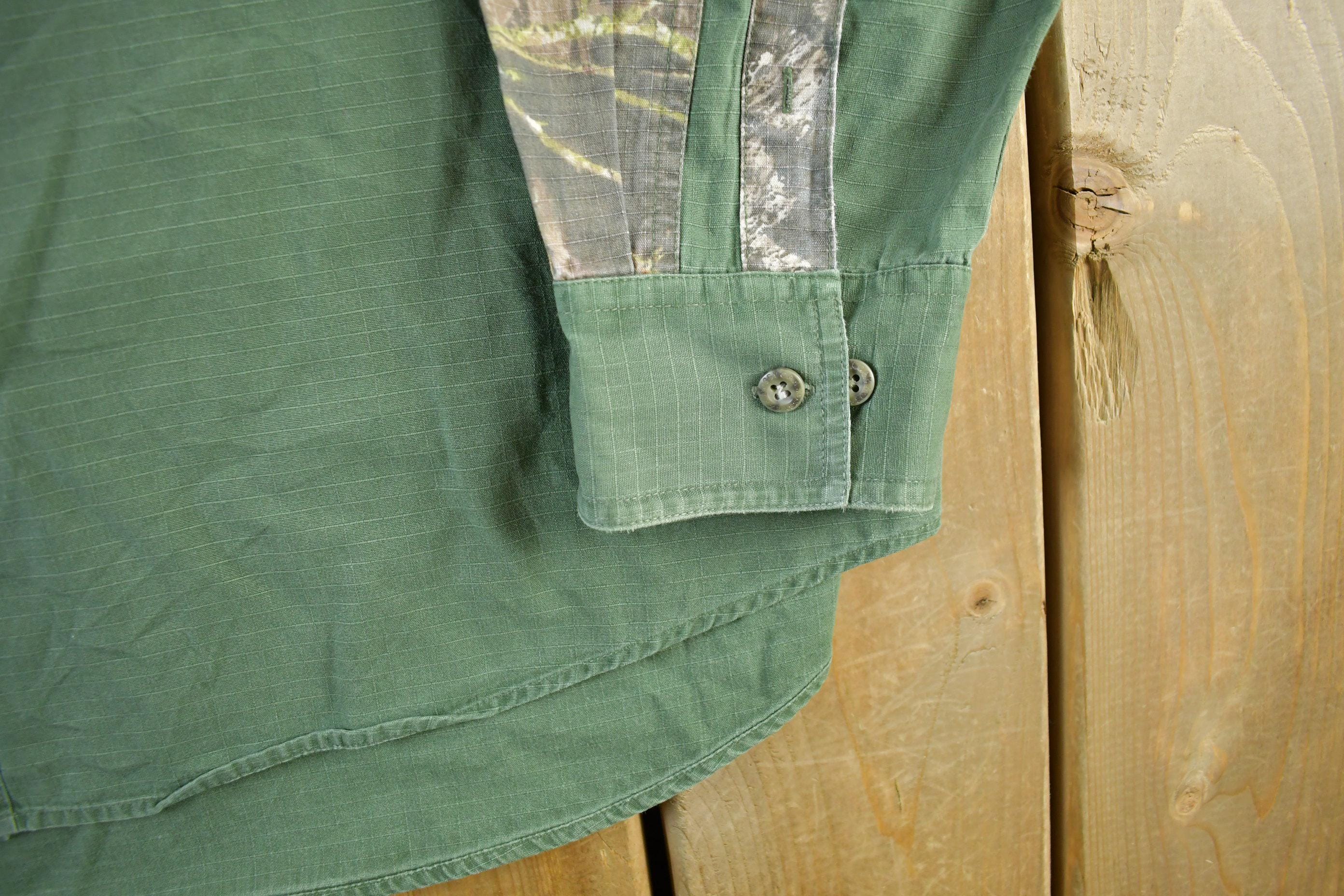 Vintage 2000s Mossy Oak Tree Camo Button Up Shirt Men's XL
