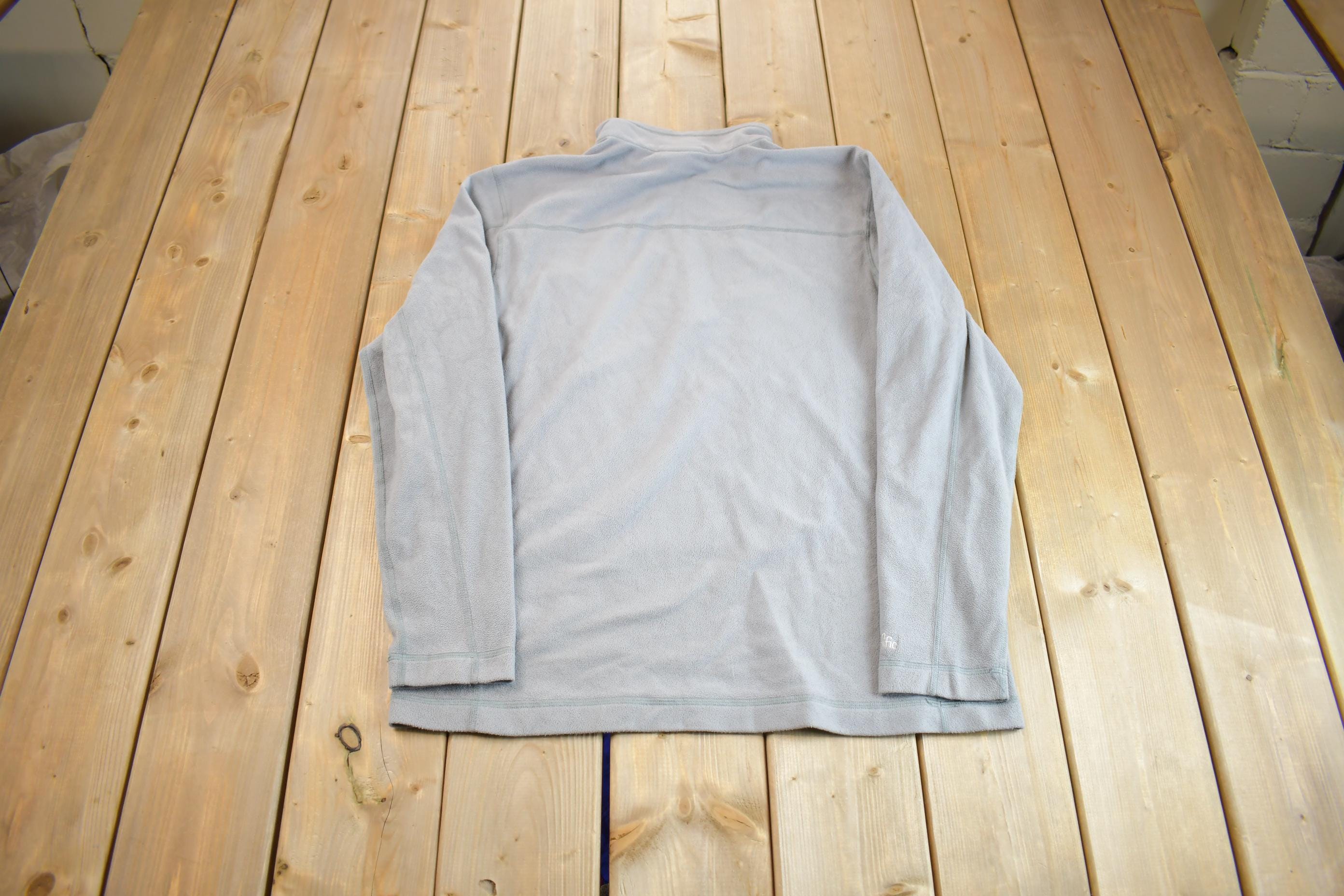 Vintage 1990s Patagonia Embroidered Fleece Sweater