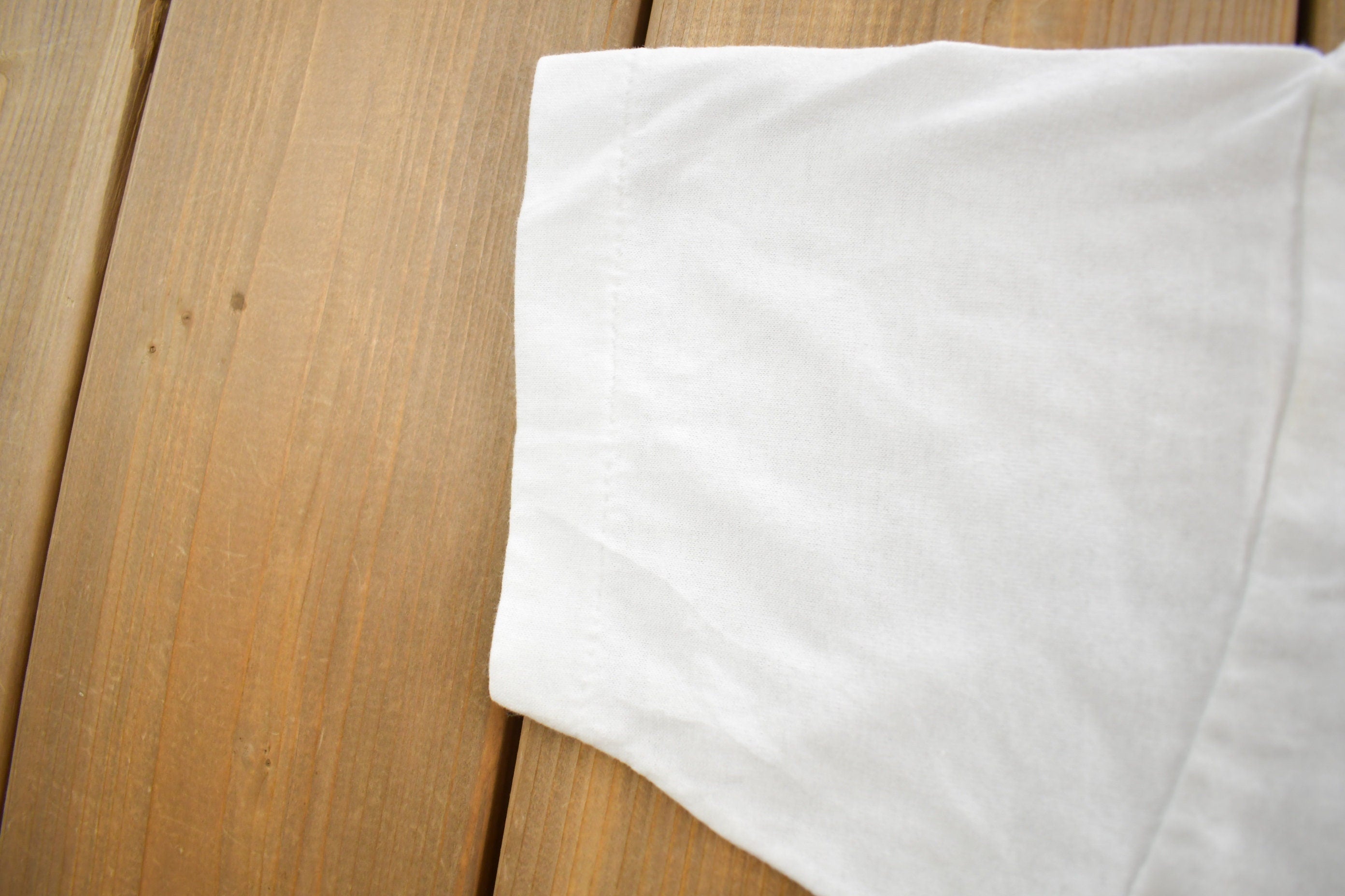 Vintage 1990s Bird Theme Arizona Single Stitch Graphic T-Shirt Made In USA