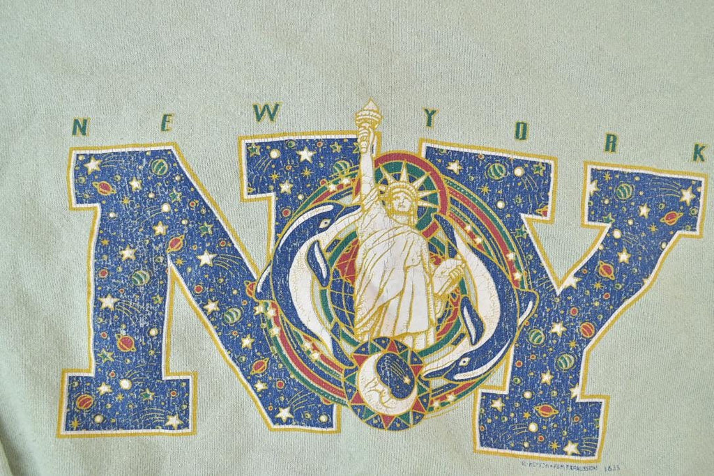 Vintage 1990s New York Statue Of Liberty Crewneck Sweatshirt