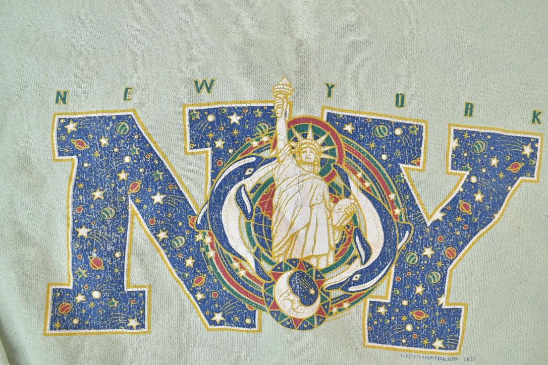 Vintage 1990s New York Statue Of Liberty Crewneck Sweatshirt
