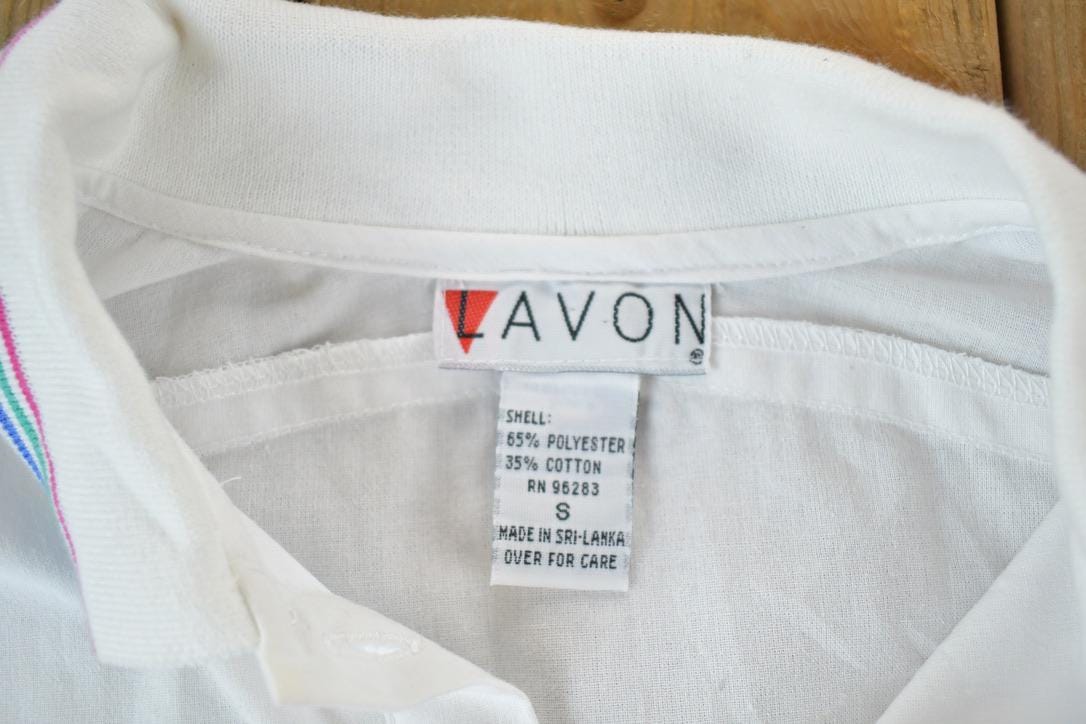 Vintage 1990s Lavon Quarter Button Souvenir Single Stitch Color Block T-Shirt