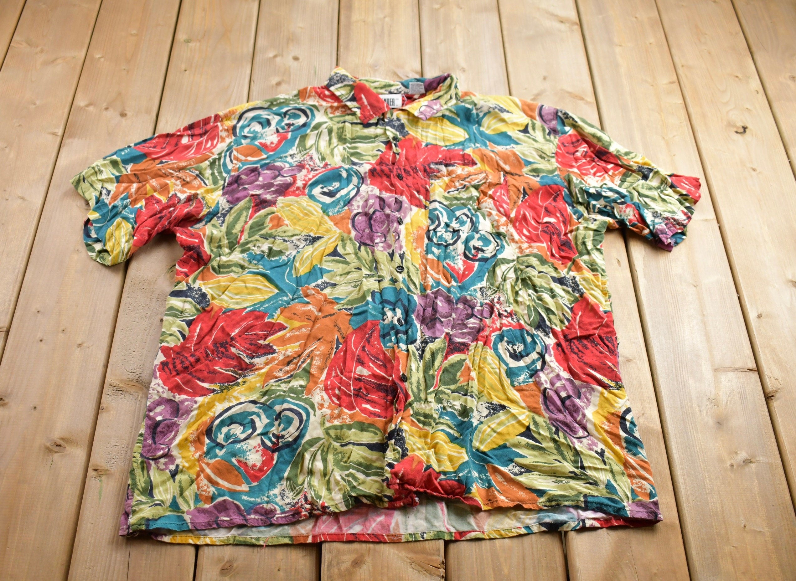 Vintage 1990s Islander Colourful Abstract Short Sleeve Button Up Vacation Shirt